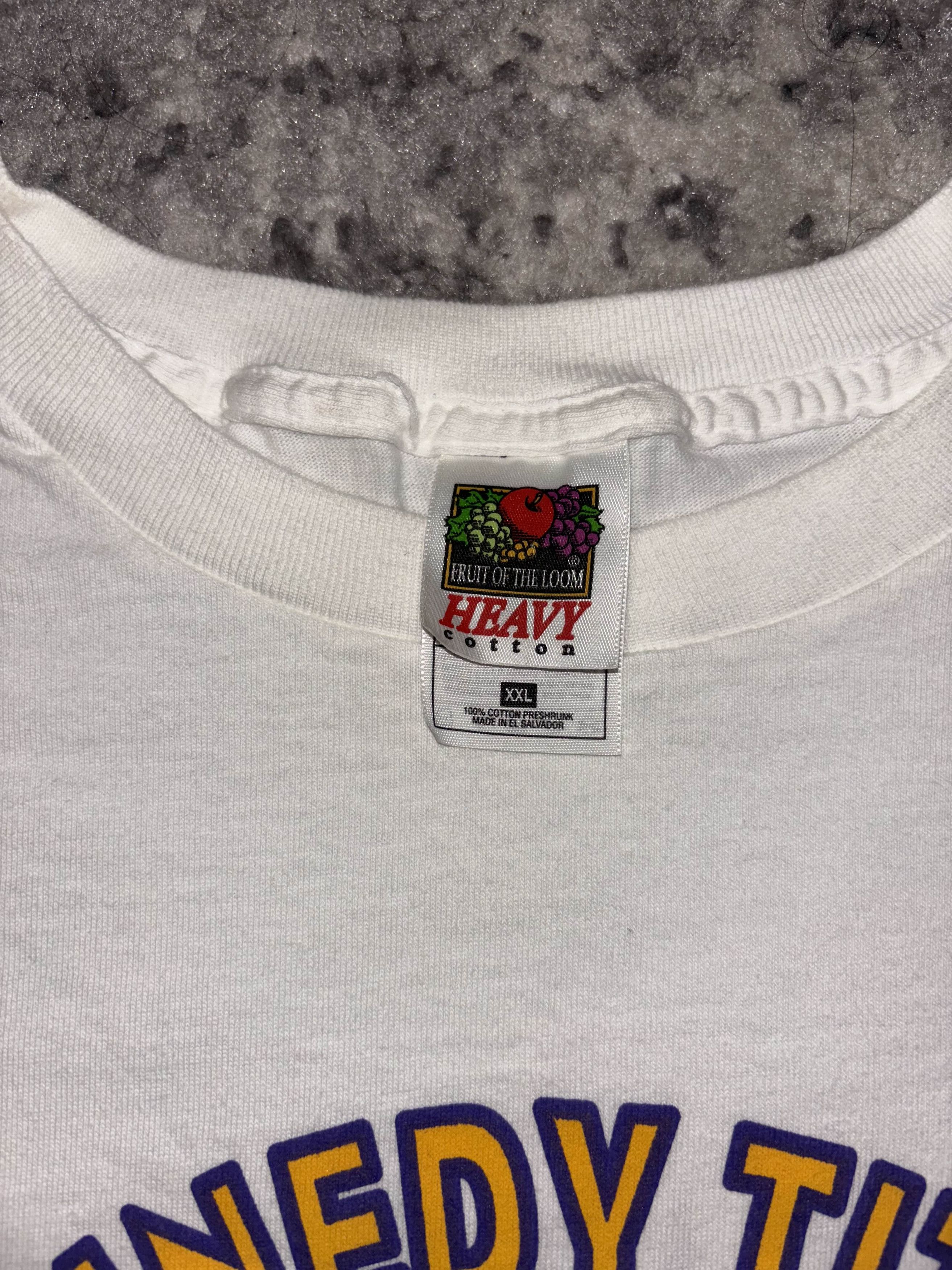 Vintage Vintage 90s / 00s Kennedy Titans "We Are Back!" Shirt Size US XXL / EU 58 / 5 - 5 Thumbnail
