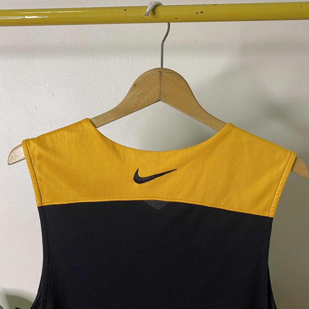 NBA × Nike × Vintage Y2K Nike x Kobe Bryant KB24 Black Mamba Sleeveless Dri Fit Size US M / EU 48-50 / 2 - 11 Thumbnail