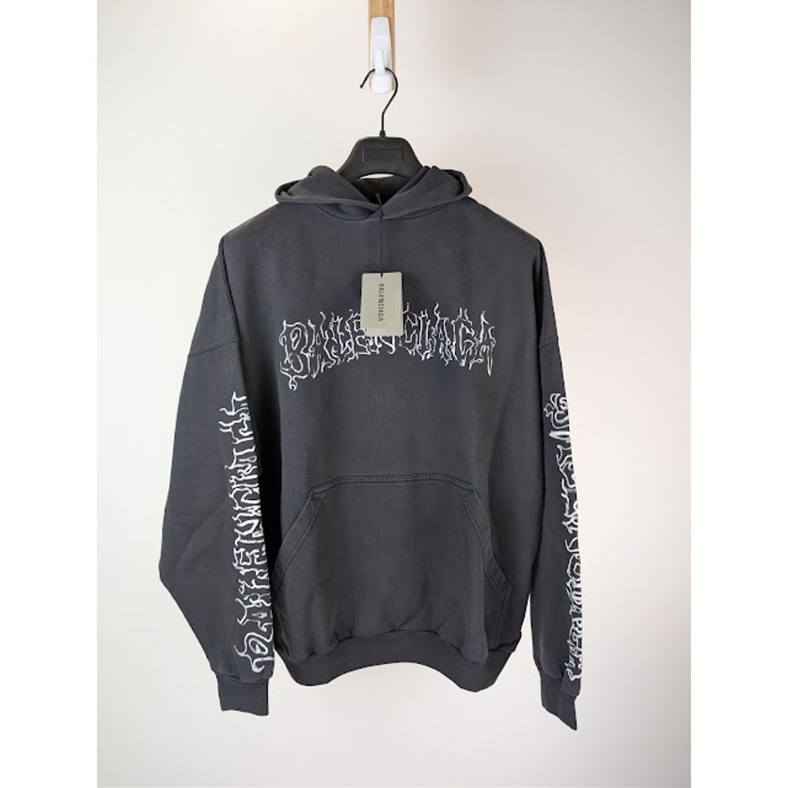Balenciaga o1rshd1 Q:2 / DIY Metal Outline Large Fit Hoodie Faded Black Size US XL / EU 56 / 4 - 1 Thumbnail