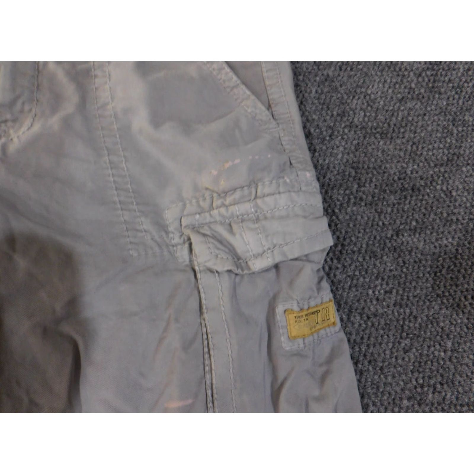 True Religion TRUE RELIGION cargo shorts mens 36 gray distressed utility vintage cargo shorts mens 36 gray distressed utility cargo pocket shorts men Size US 36 / EU 52 - 5 Thumbnail