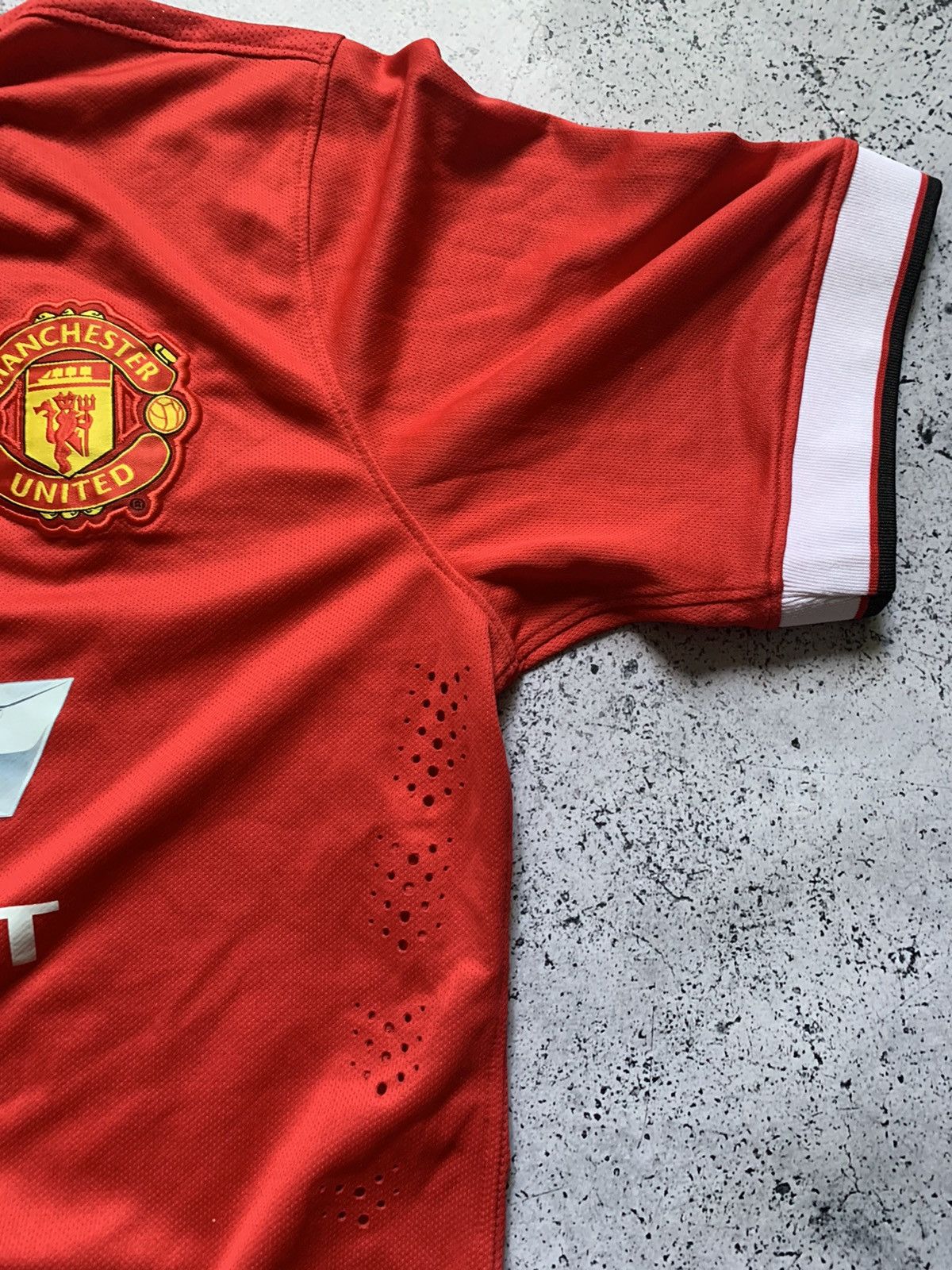 Nike Vintage Nike Manchester United Soccer Jersey Tee Y2K USA Size US M / EU 48-50 / 2 - 6 Thumbnail