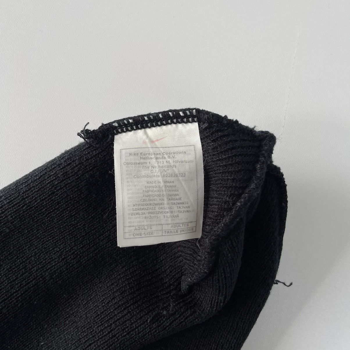 Nike Nike Swoosh Logo Vintage Beanie Hat Black Y2K Gorpcore Size ONE SIZE - 10 Thumbnail
