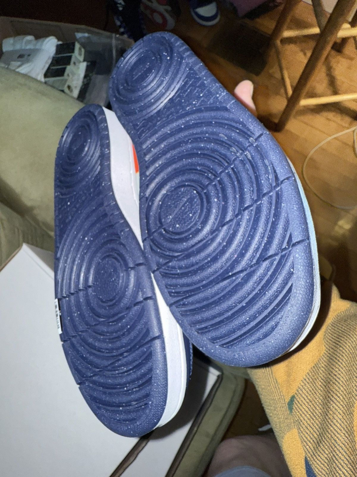 Nike Nike Court Borough Low! NEW! GS 5y Midnight Navy/Team Orange Size US 5 / EU 37 - 15 Thumbnail