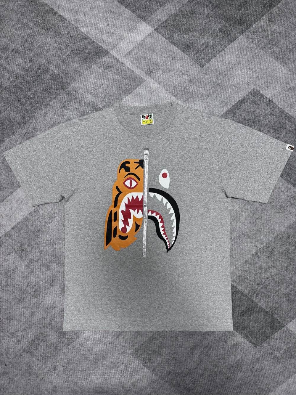 Bape A Bathing Ape Tiger Shark Split T-Shirt Size XL Size US XL / EU 56 / 4 - 1 Thumbnail