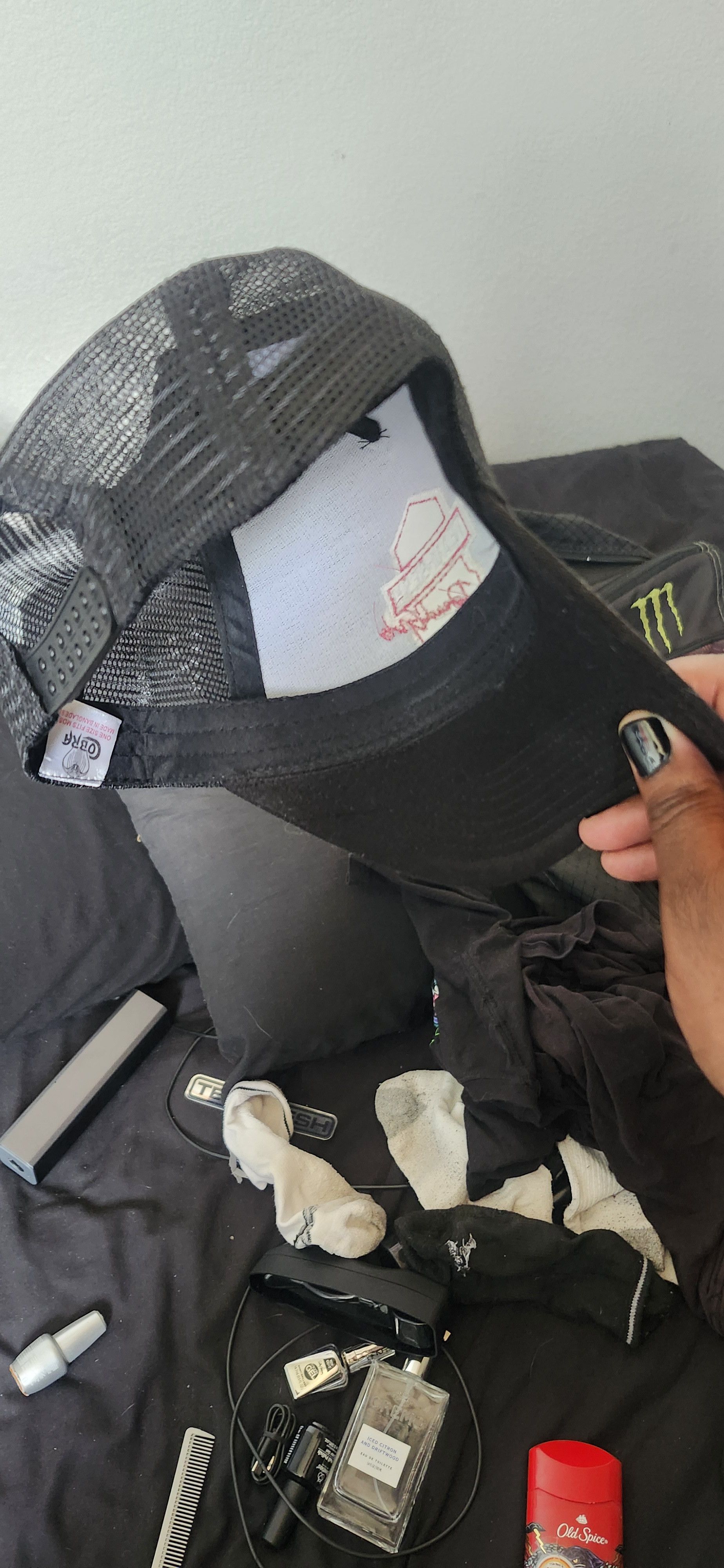 Bones × TeamSESH DEADGIRLS EMBROIDERED TRUCKER HAT Size ONE SIZE - 3 Thumbnail