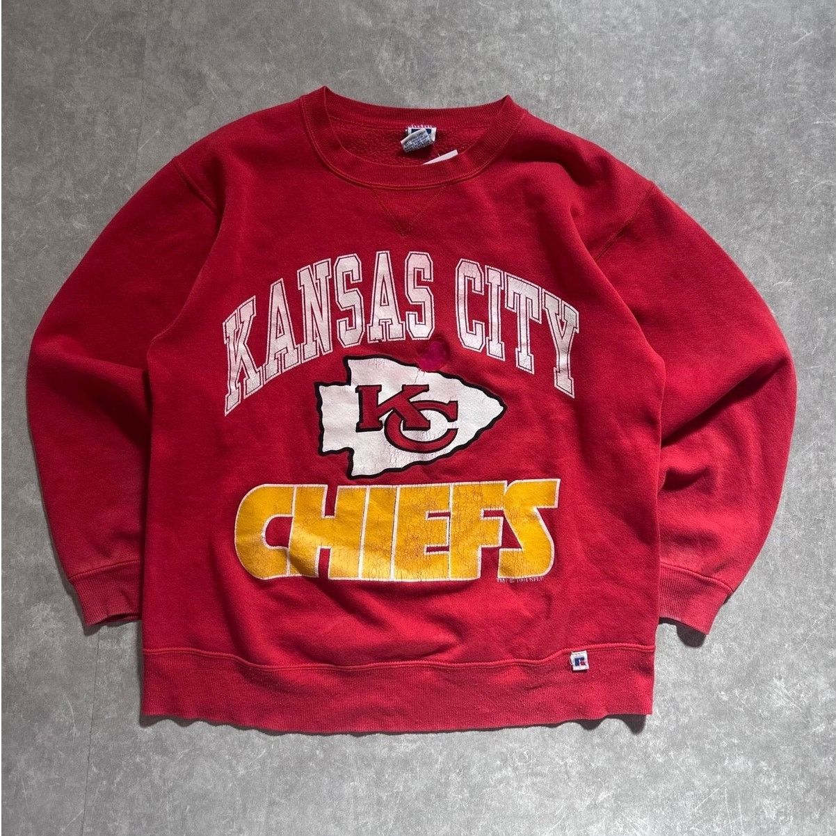 Russell Athletic Vintage Kansas City Chiefs Russell Repaired Red Crewneck XL Size US XL / EU 56 / 4 - 1 Thumbnail