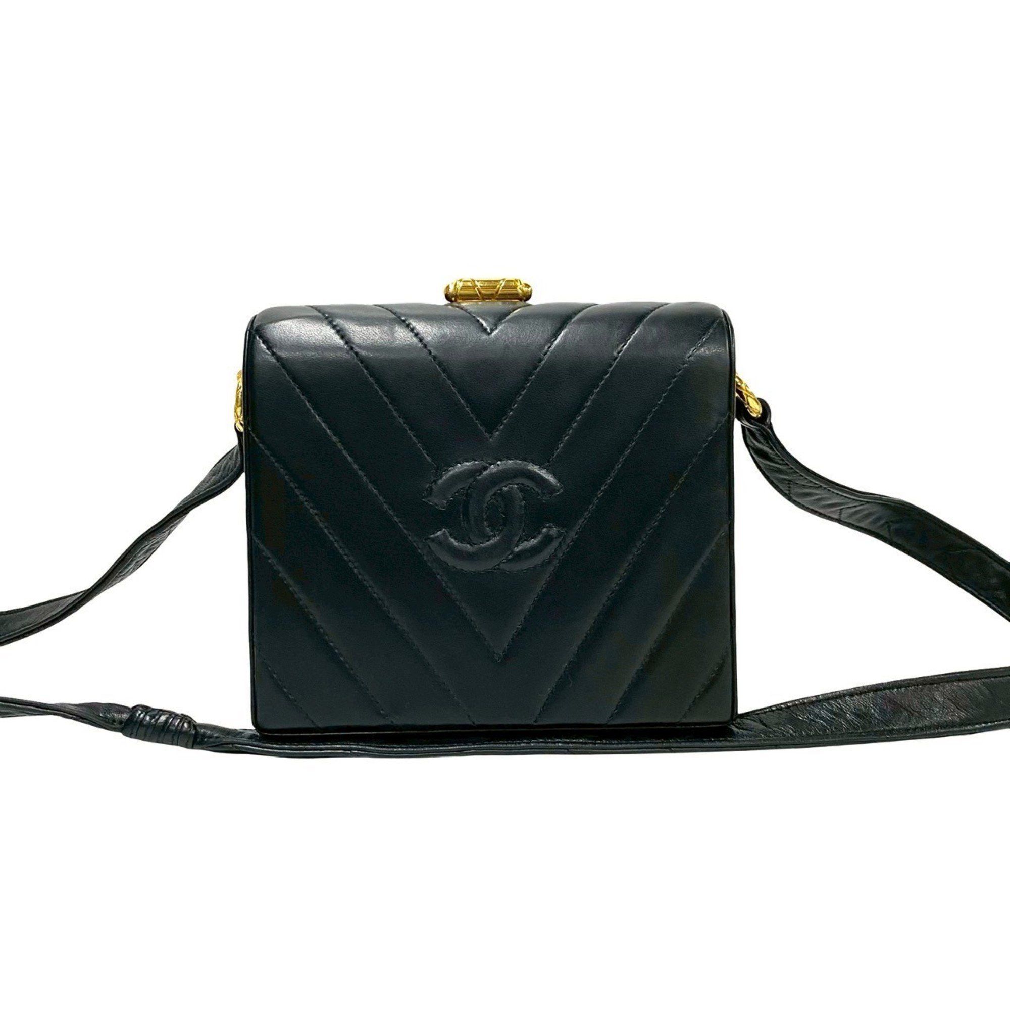 CHANEL V-Stitch Coco Lambskin Leather Shoulder Bag Pochette Black