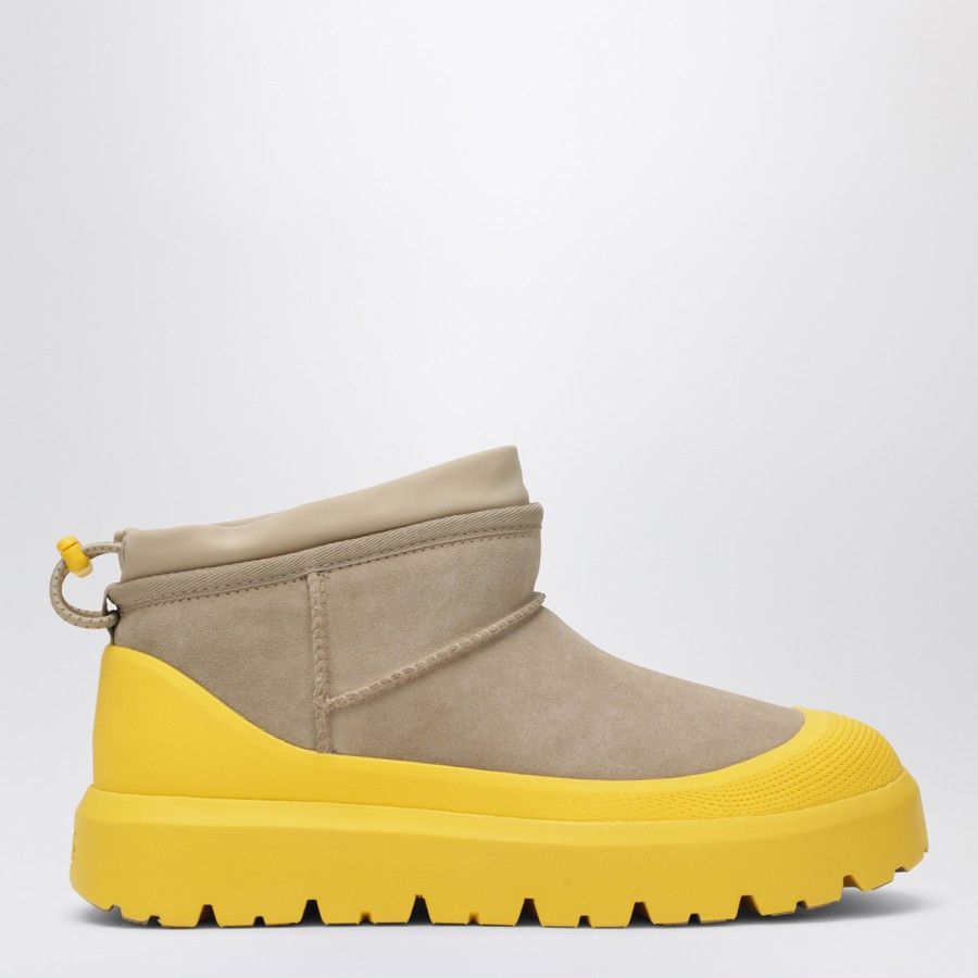 o1d2blof1025 Classic Ultra Mini Weather Hybrid Boots Mustard