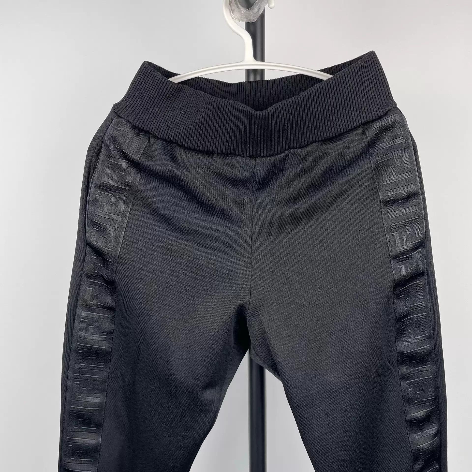 Fendi Fendi Black Side FF Logo Sweatpants Size 26" / US 2 / IT 38 - 4 Thumbnail