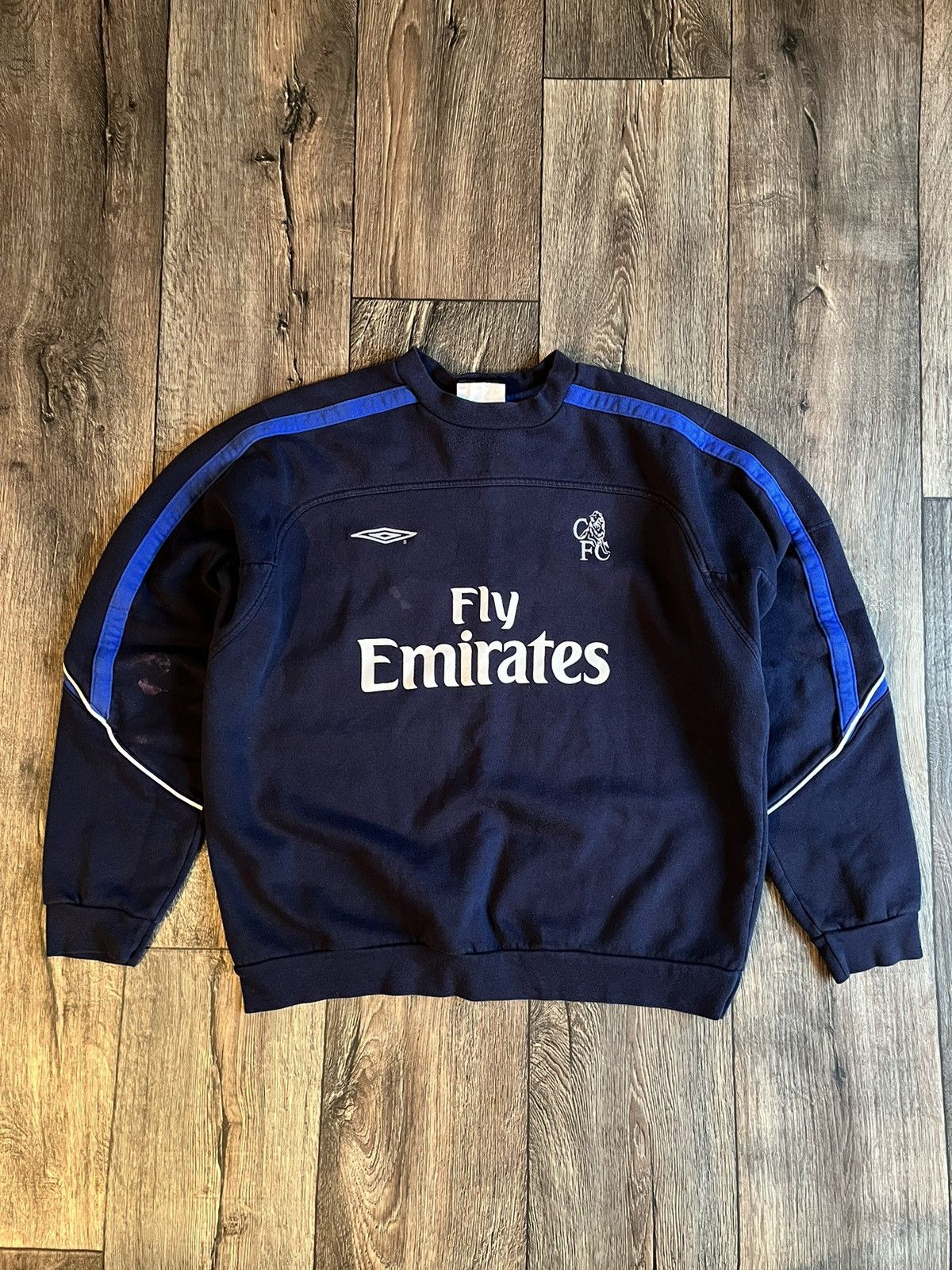 Fly emirates sweatsuit 2025