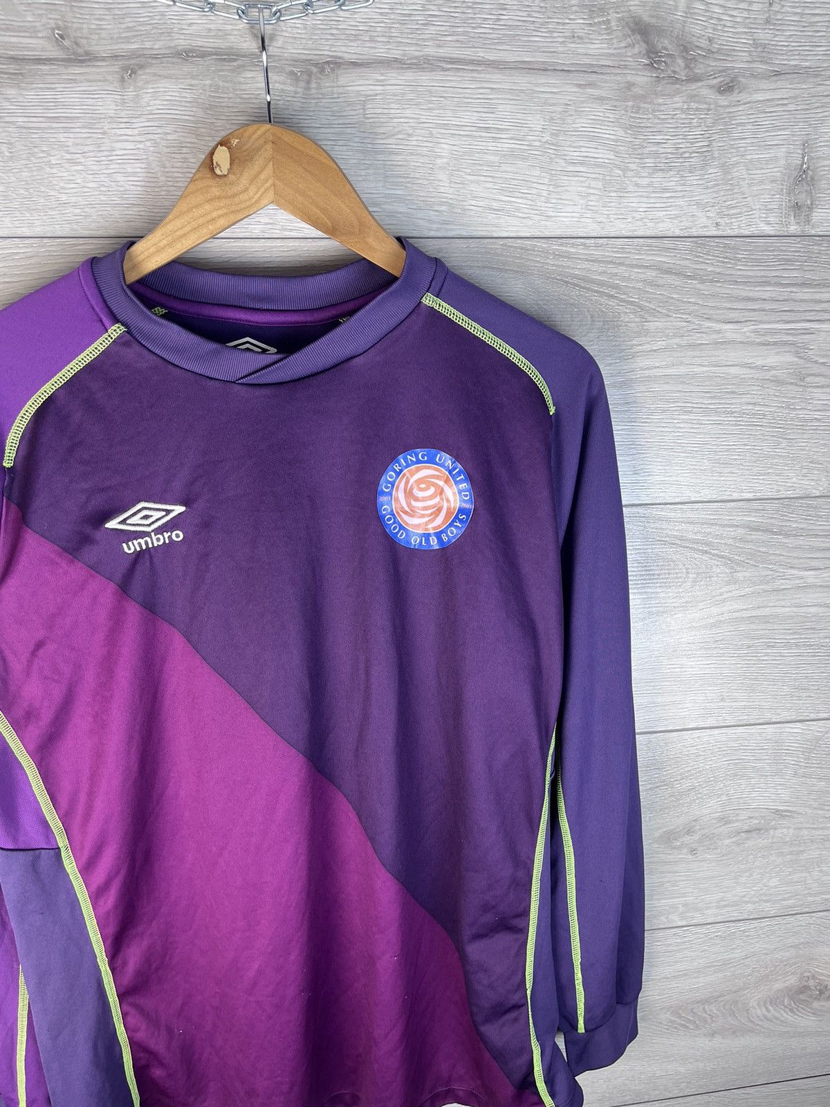 Umbro Mens long sleeve soccer jersey Umbro Goring United size M Size US M / EU 48-50 / 2 - 7 Thumbnail