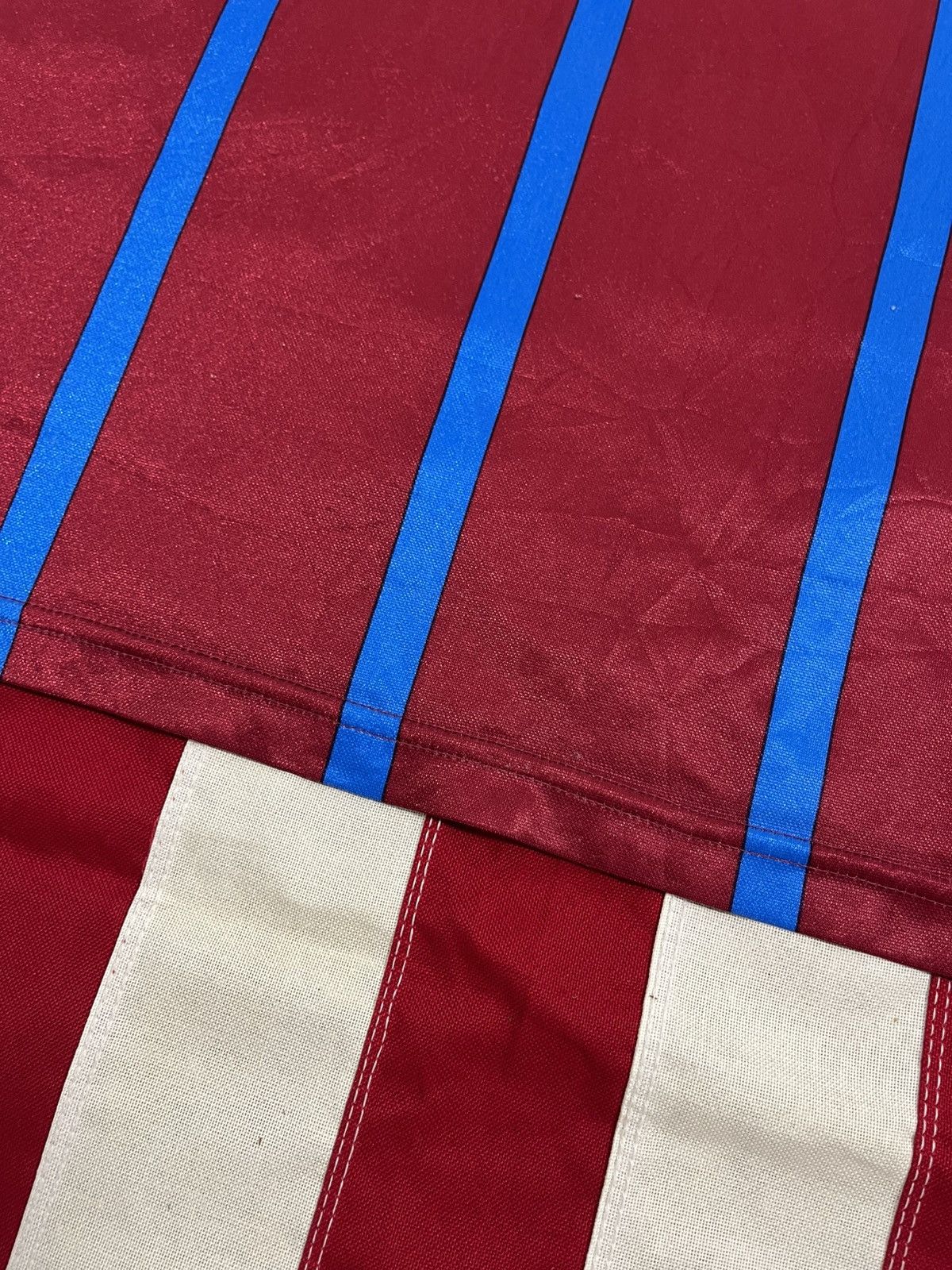 Asics VTG 90s Asics Aston Villa Müller Home Soccer Jersey Red Blue Size US L / EU 52-54 / 3 - 7 Thumbnail