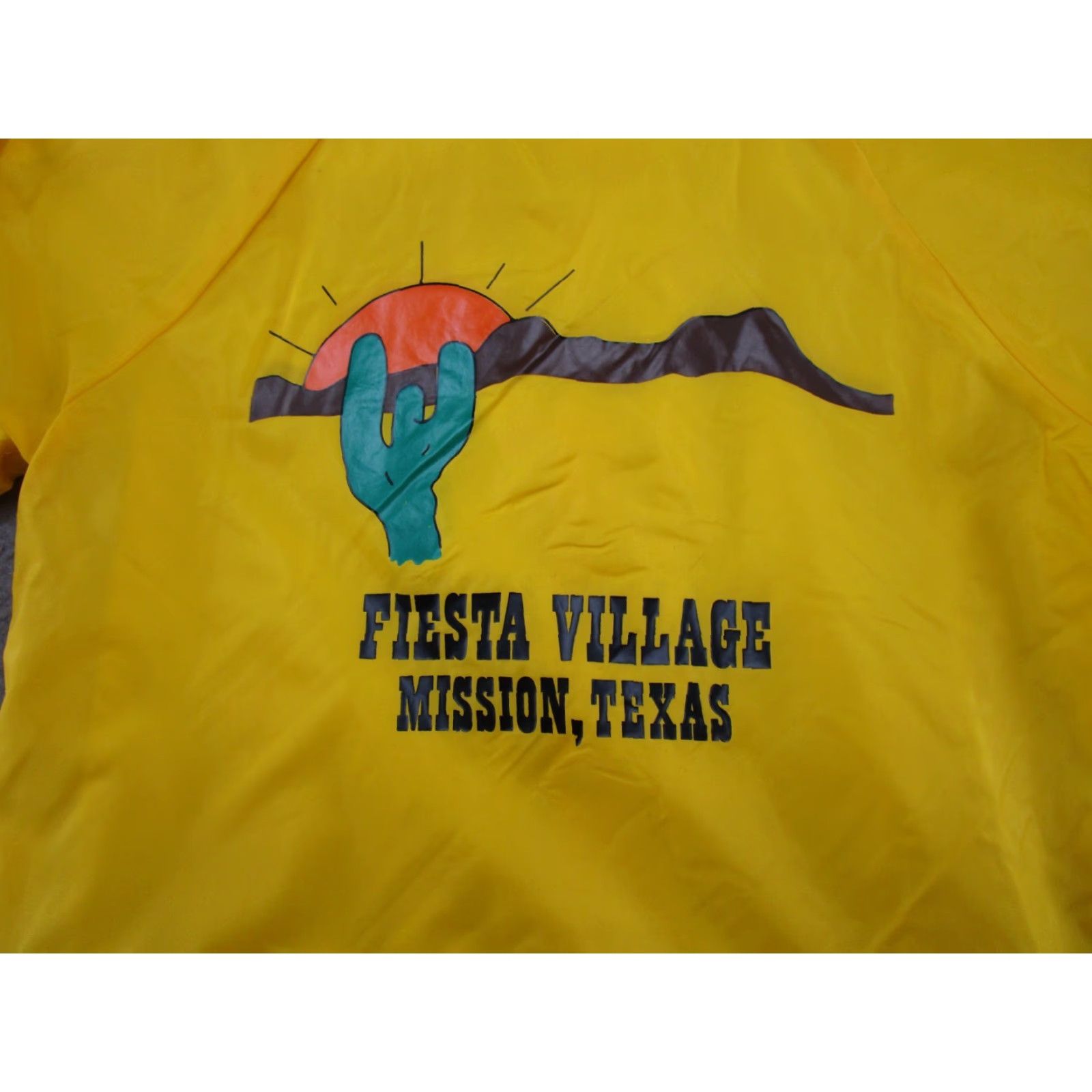 Vintage VINTAGE Fiesta Village Mission Texas Snap Up Collared Jacket M Yellow 80s Bomber Jacket Mens Christmas? Size US M / EU 48-50 / 2 - 2 Thumbnail