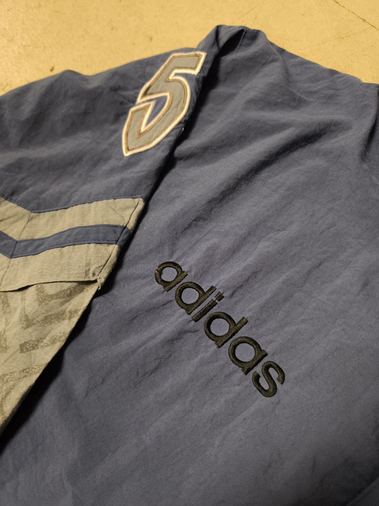 Adidas × Vintage Adidas x Dikembe Mutombo Jacket Size US M / EU 48-50 / 2 - 3 Thumbnail