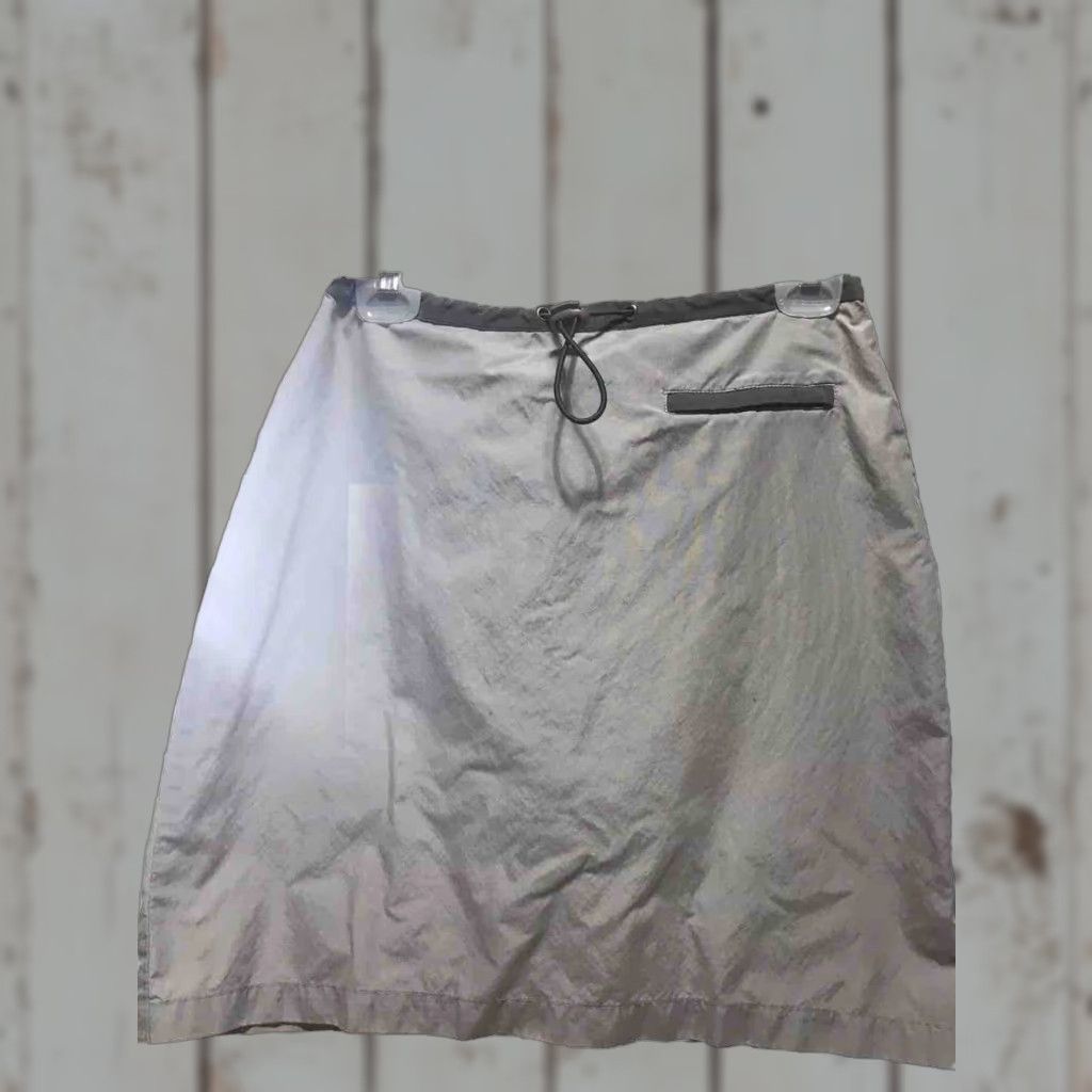 CO Generra Clothing Co Women's Skirt Size M Short Lightweight Knit Drawstring Casual Spring Summer Green Beige City 90s Size 32" / US 10 / IT 46 - 1 Thumbnail