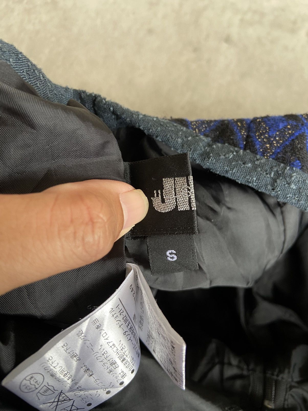 If Six Was Nine × Jil Sander × Jil Stuart JILL Stuart Mini Skirt V Pattern Size 26" / US 2 / IT 38 - 5 Thumbnail