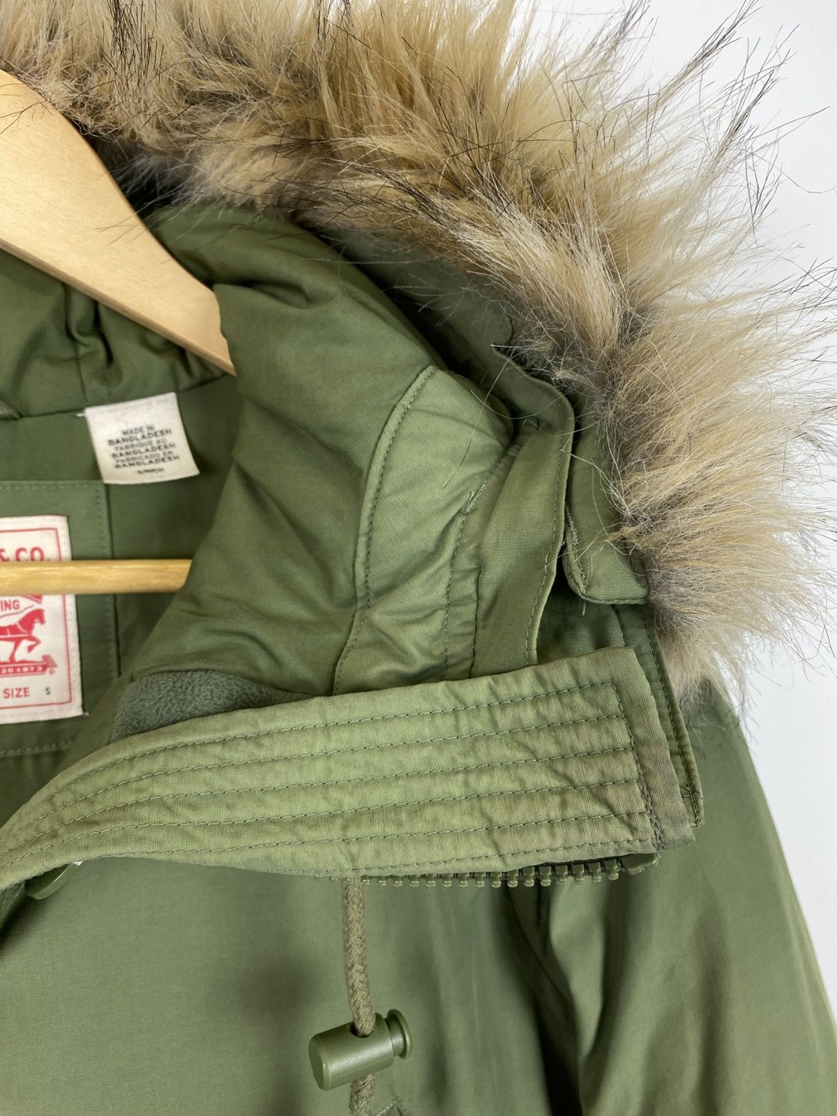 Levi's Levi’s Full Zip Parka Jacket Faux Fur Hood Size S Green Top Size S / US 4 / IT 40 - 7 Thumbnail