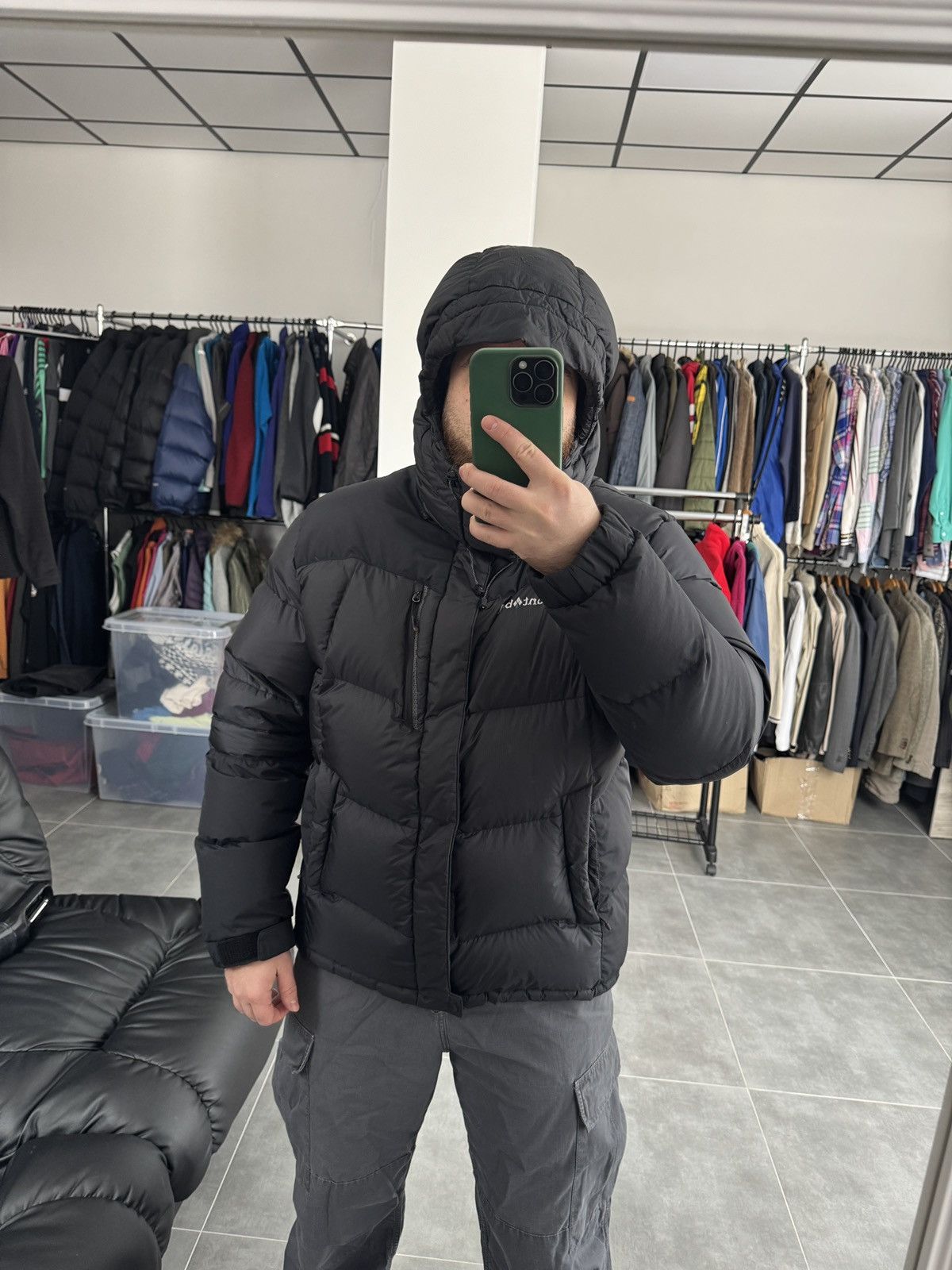 Montbell Montbell Down Jacket Waterproof Windstopper Size 115/XL/XXL Size US XL / EU 56 / 4 - 2 Thumbnail