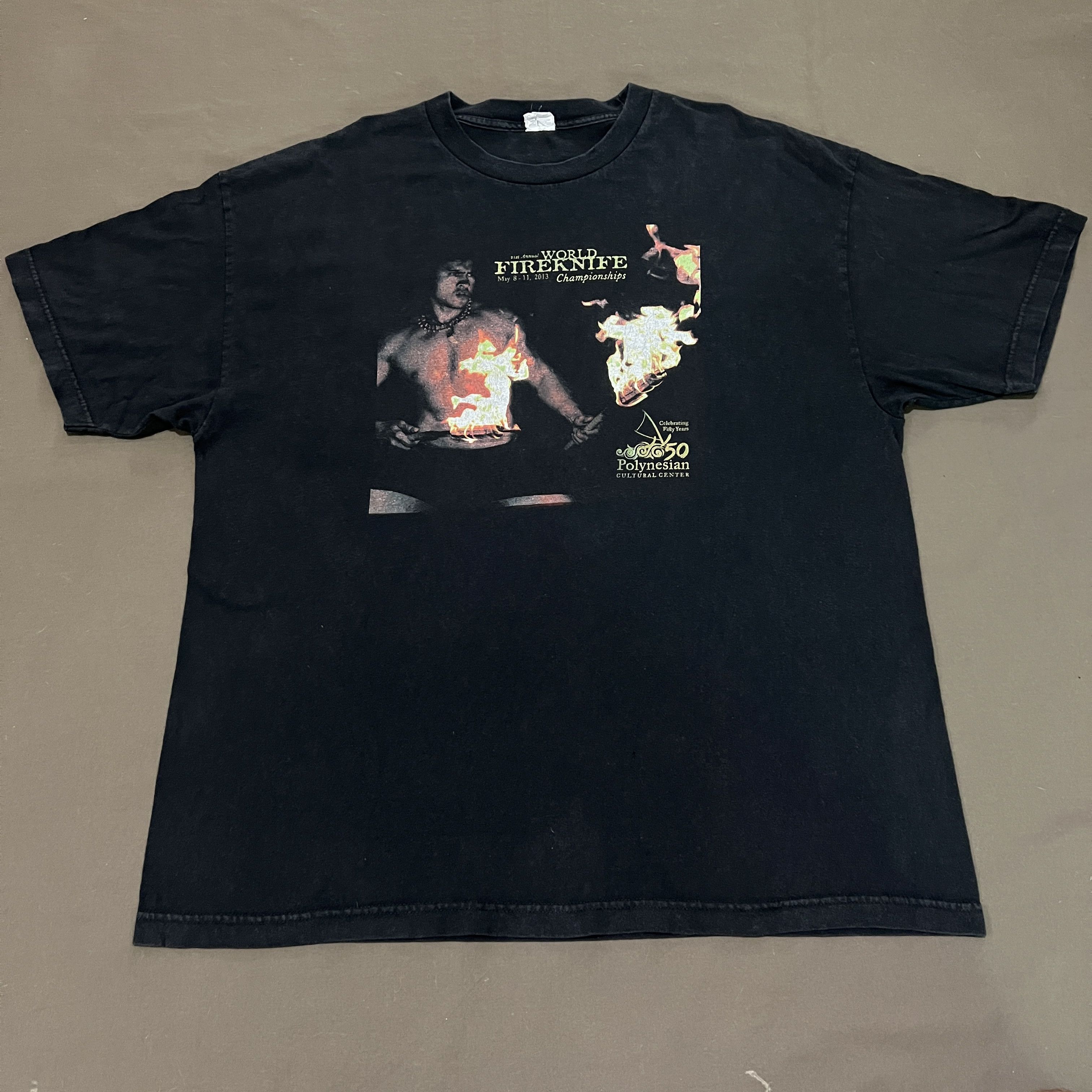 Vintage Y2K World fire knife 2XL Hawaiian warrior graphic streetwear Size US XXL / EU 58 / 5 - 2 Thumbnail