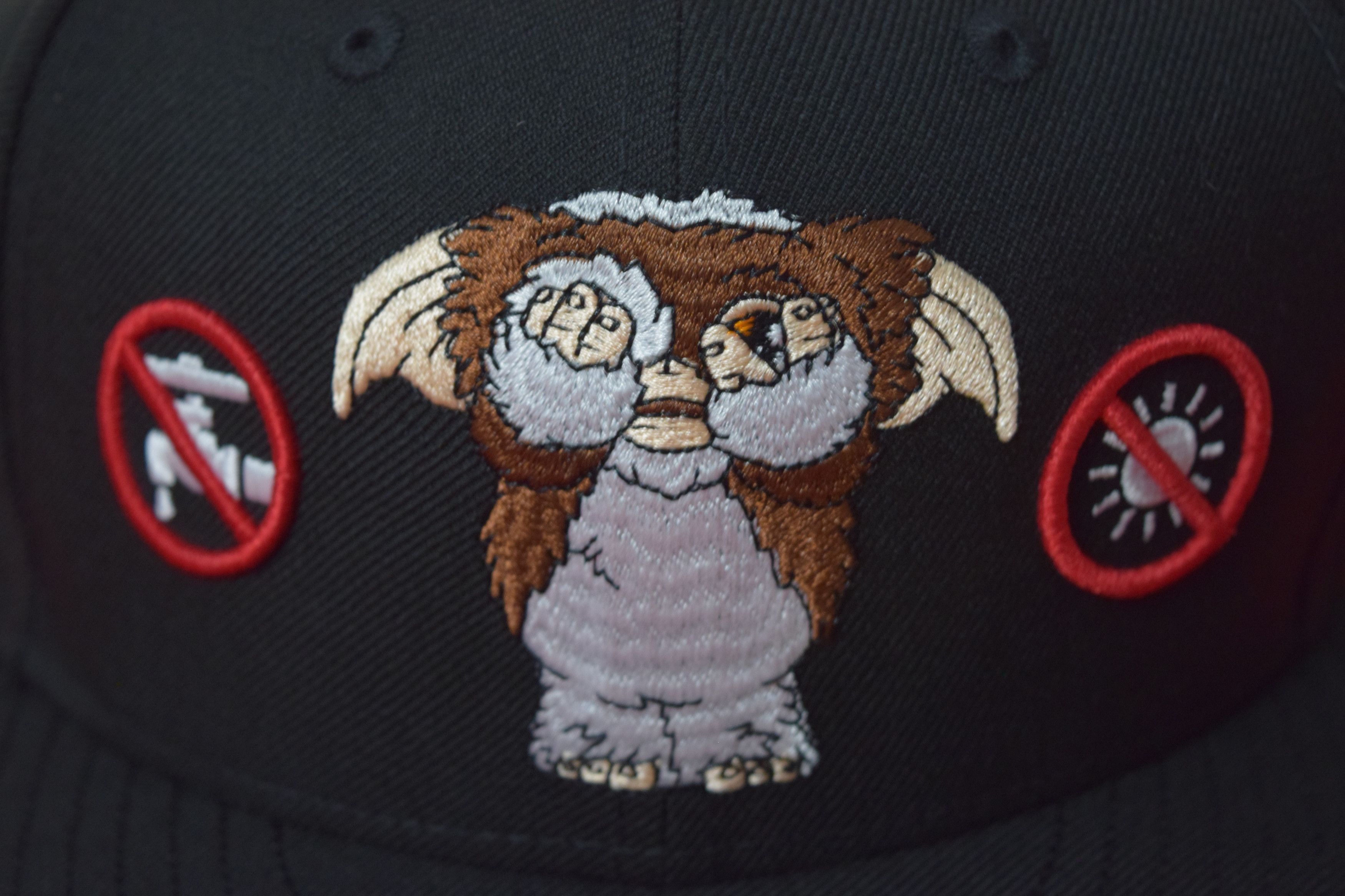 New Era Gremlins X New Era Gizmo Fitted Hat 59Fifty RARE Size ONE SIZE - 3 Thumbnail
