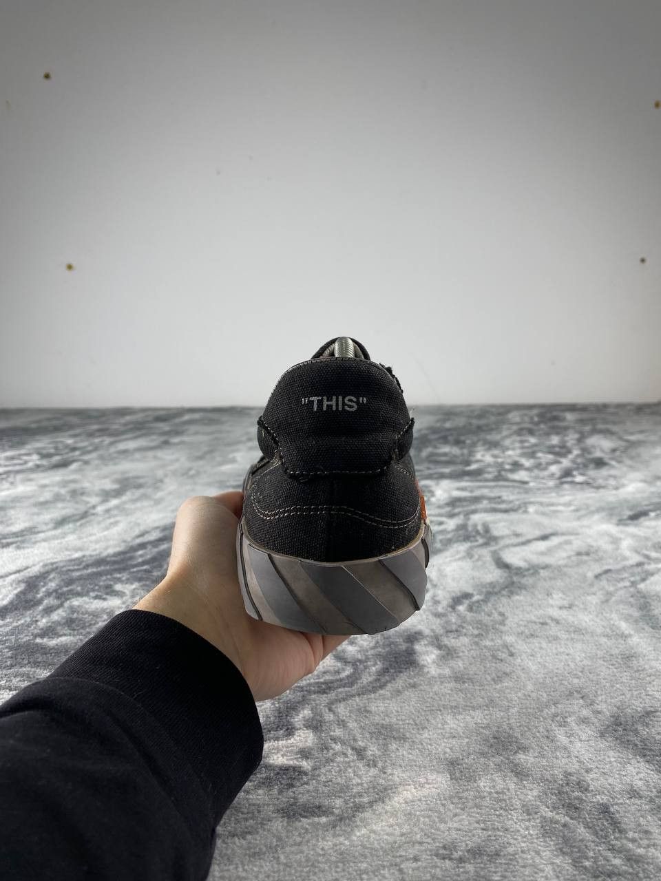 Off-White Off-White Low Vulcanized Sneakers Men Size 40 Black Size US 7 / EU 40 - 12 Thumbnail