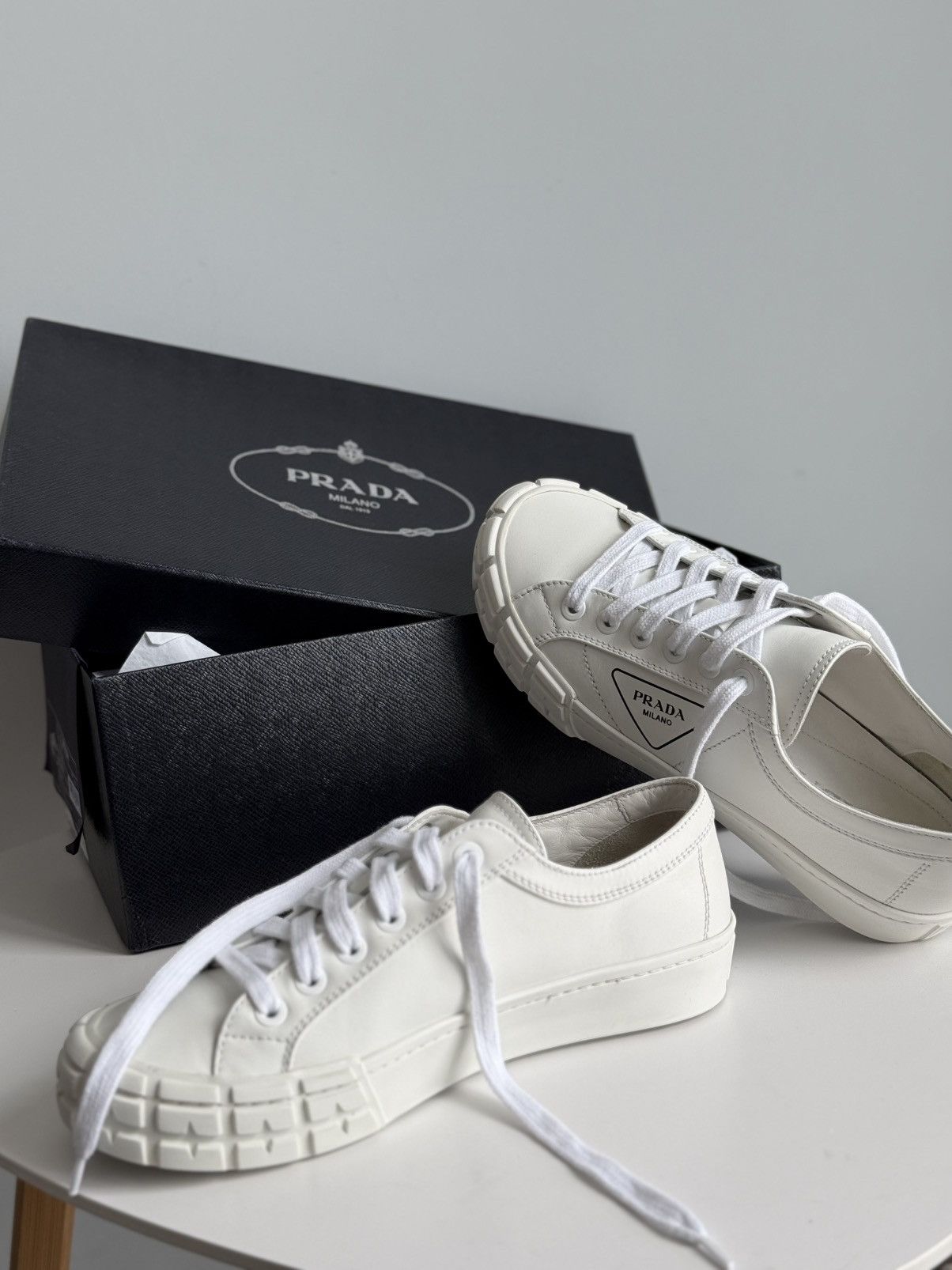 Prada Prada Cassetta Triangle Logo Low Top Sneakers White Leather Size US 11 / IT 41 - 7 Thumbnail