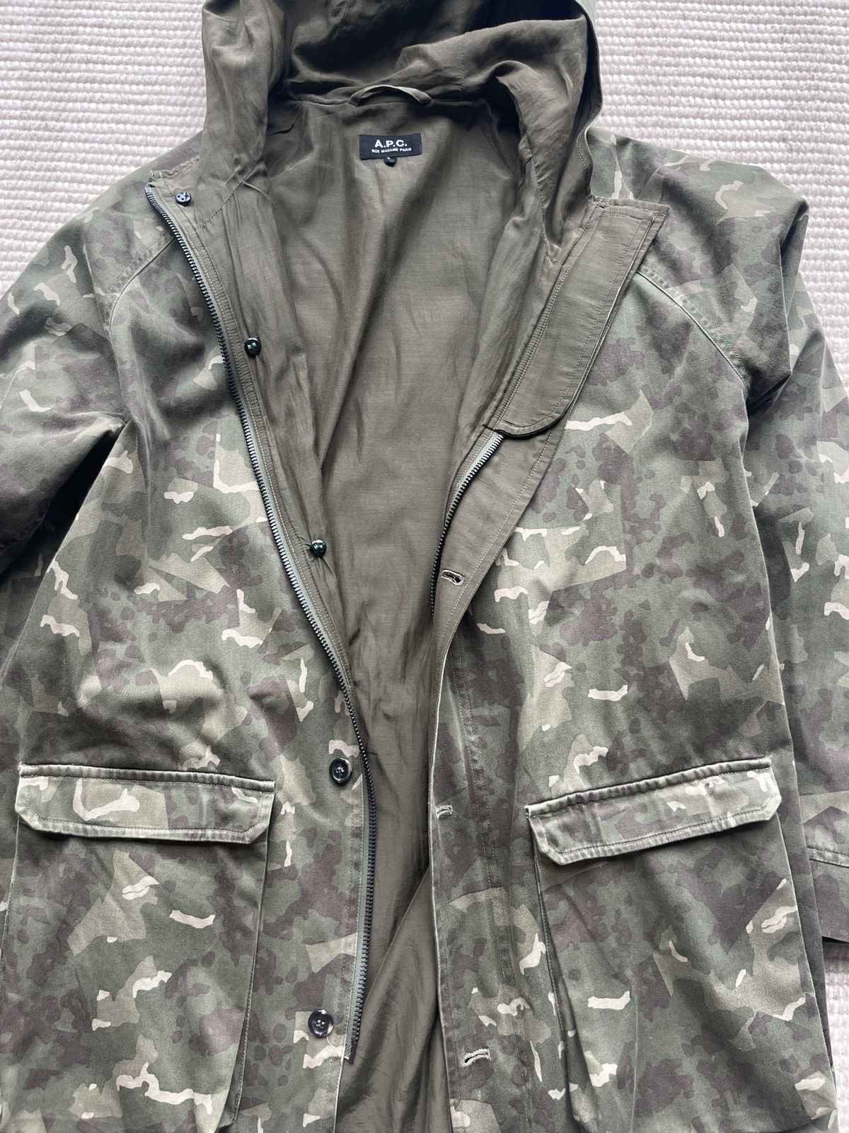 A.P.C. Camo Raglan Parka Size US L / EU 52-54 / 3 - 2 Thumbnail