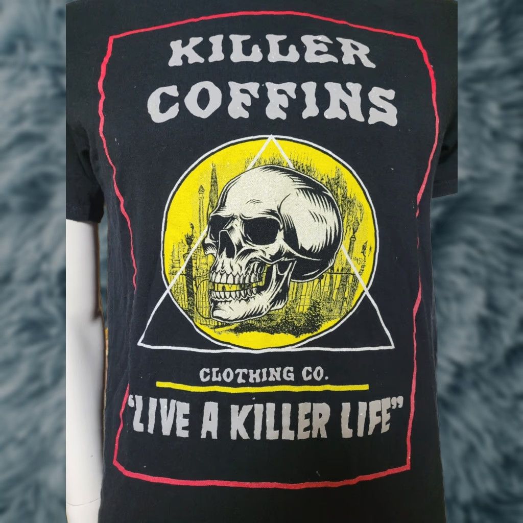 Pacsun Killer Coffins T Shirt Medium Black PacSun Mens Crew Neck Short Sleeve Horror Metal Movie Music Steampunk Tattoo 2000s Style Clothing Co Monroe MI Size US M / EU 48-50 / 2 - 1 Thumbnail