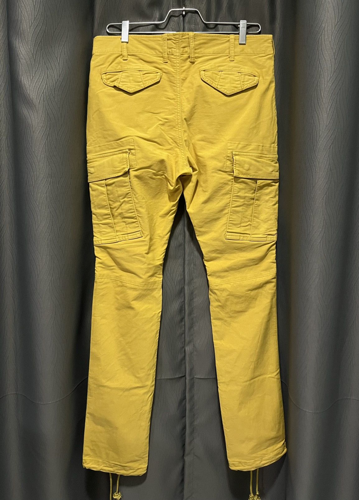 junhashimoto Light Tan Slim Fit Six Pockets Cargo Pants Size US 33 - 2 Thumbnail