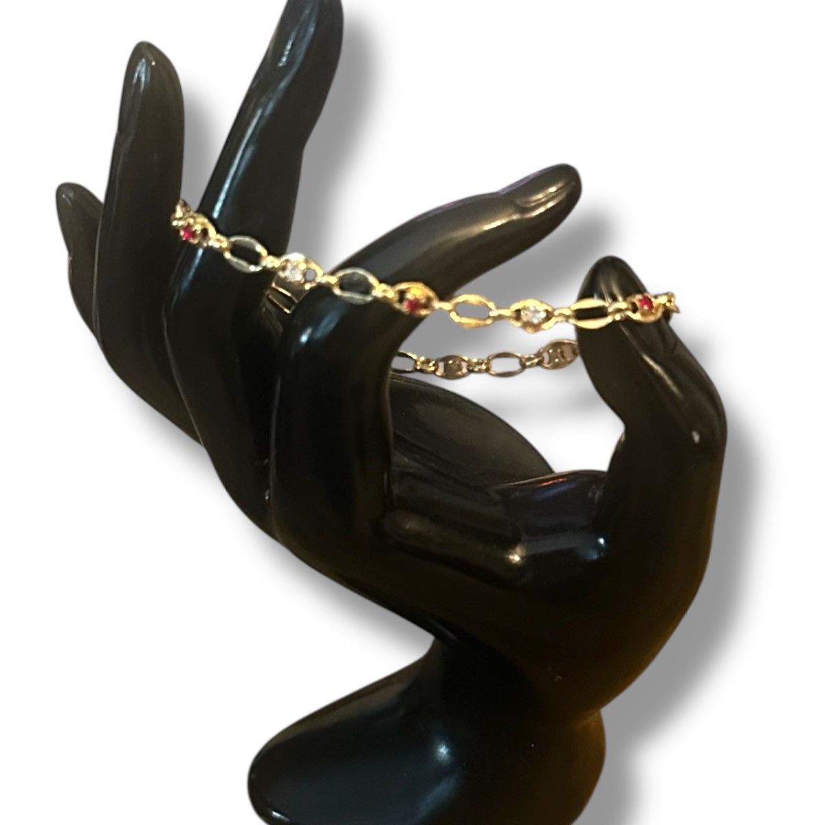 Vintage Vintage gold tone red and clear rhinestones chain bracelet Size ONE SIZE - 2 Thumbnail