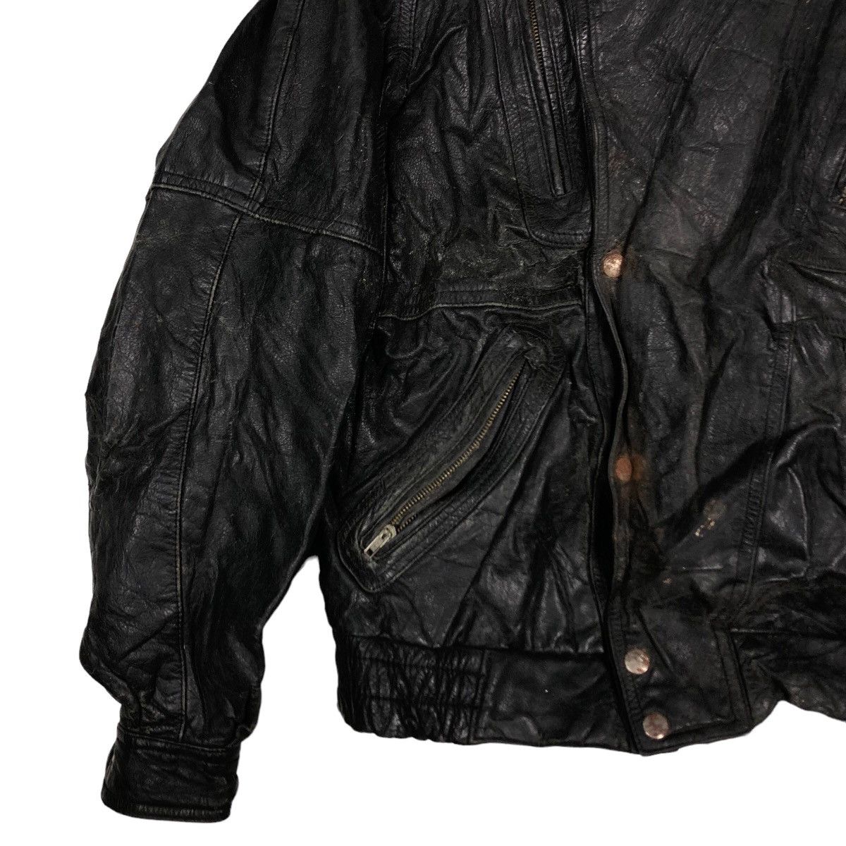 Japanese Brand Vintage Bomber Genuine Leather Jacket Sportwear IsseyMiyake Size US M / EU 48-50 / 2 - 4 Thumbnail