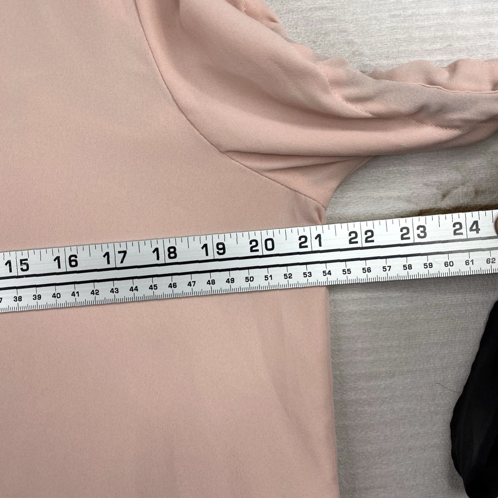Pinko ANA Blouse Womens L Pink Round Neck Slit Sleeve Lined Keyhole Back Knit Top Costume? Size L / US 10 / IT 46 - 4 Thumbnail