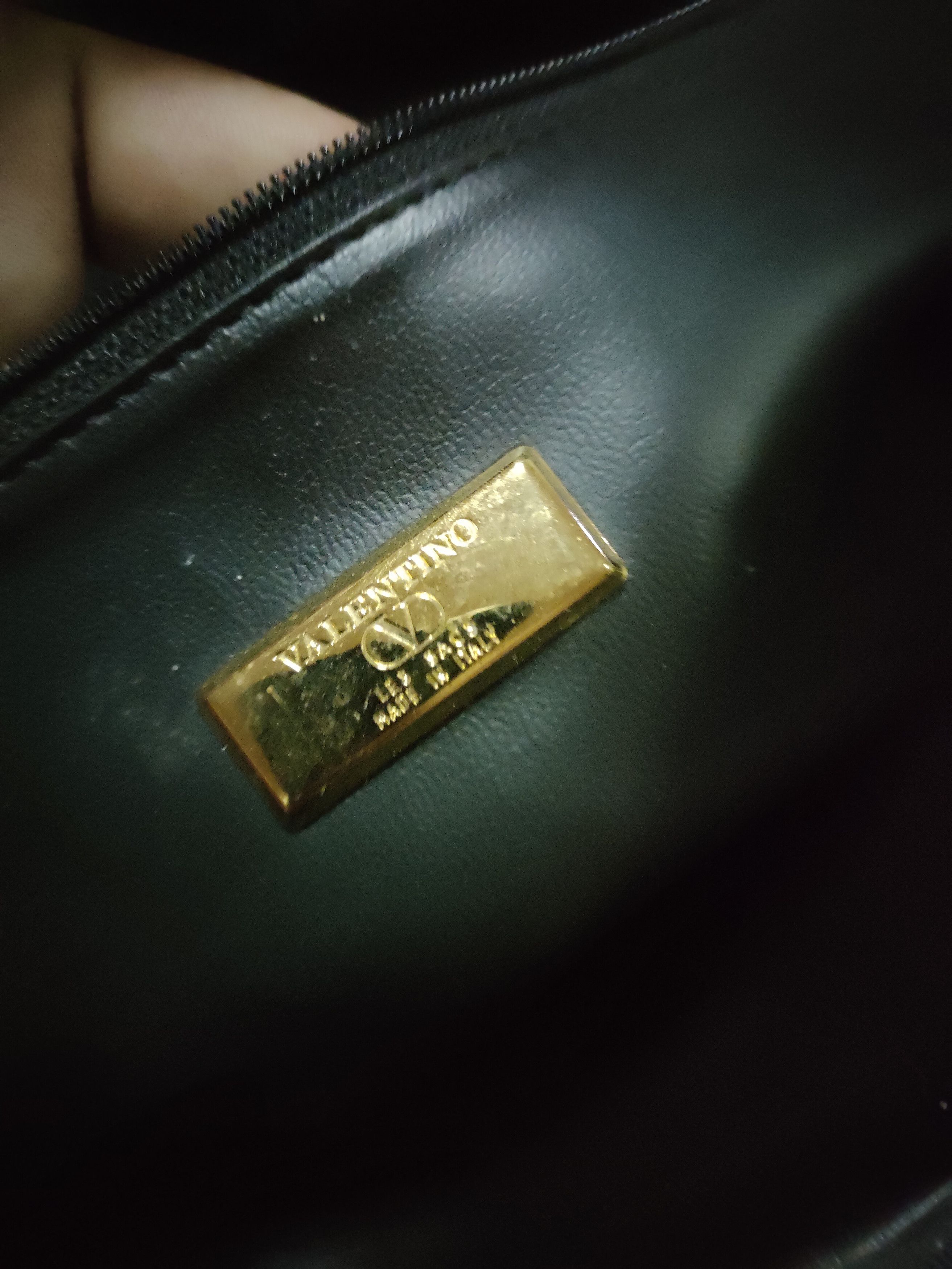Valentino Valentino Garavani With Certificate Card Size ONE SIZE - 2 Thumbnail