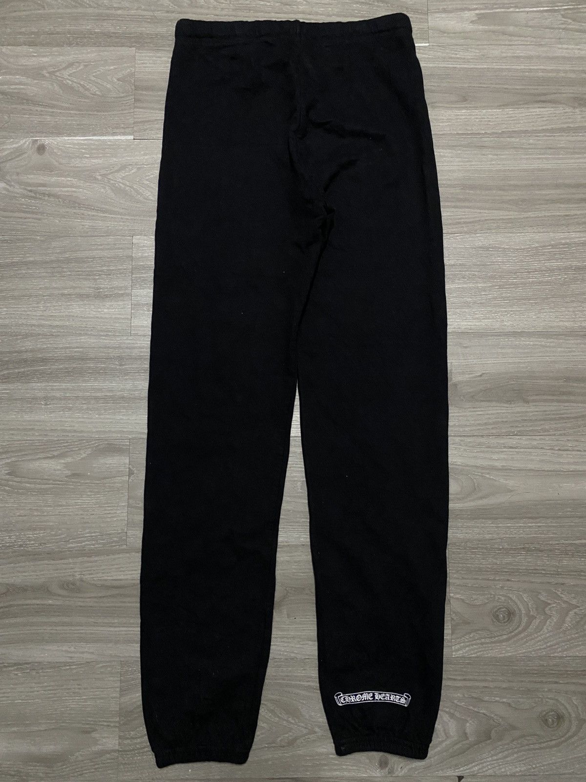 Chrome Hearts LIKE NEW - CEMETERY CROSS RED HORSESHOE SWEATPANTS JOGGER Size US 29 - 4 Thumbnail