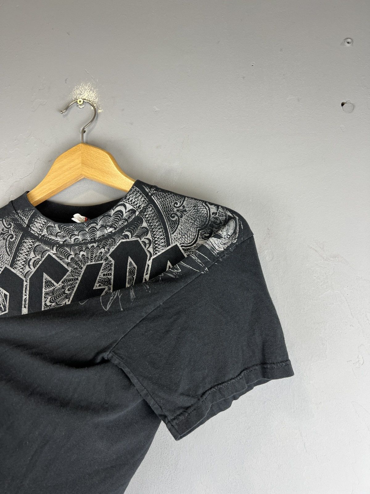 Band Tees × Vintage Vintage 2008 ACDC Black Ice AOP t shirt Size US M / EU 48-50 / 2 - 7 Thumbnail