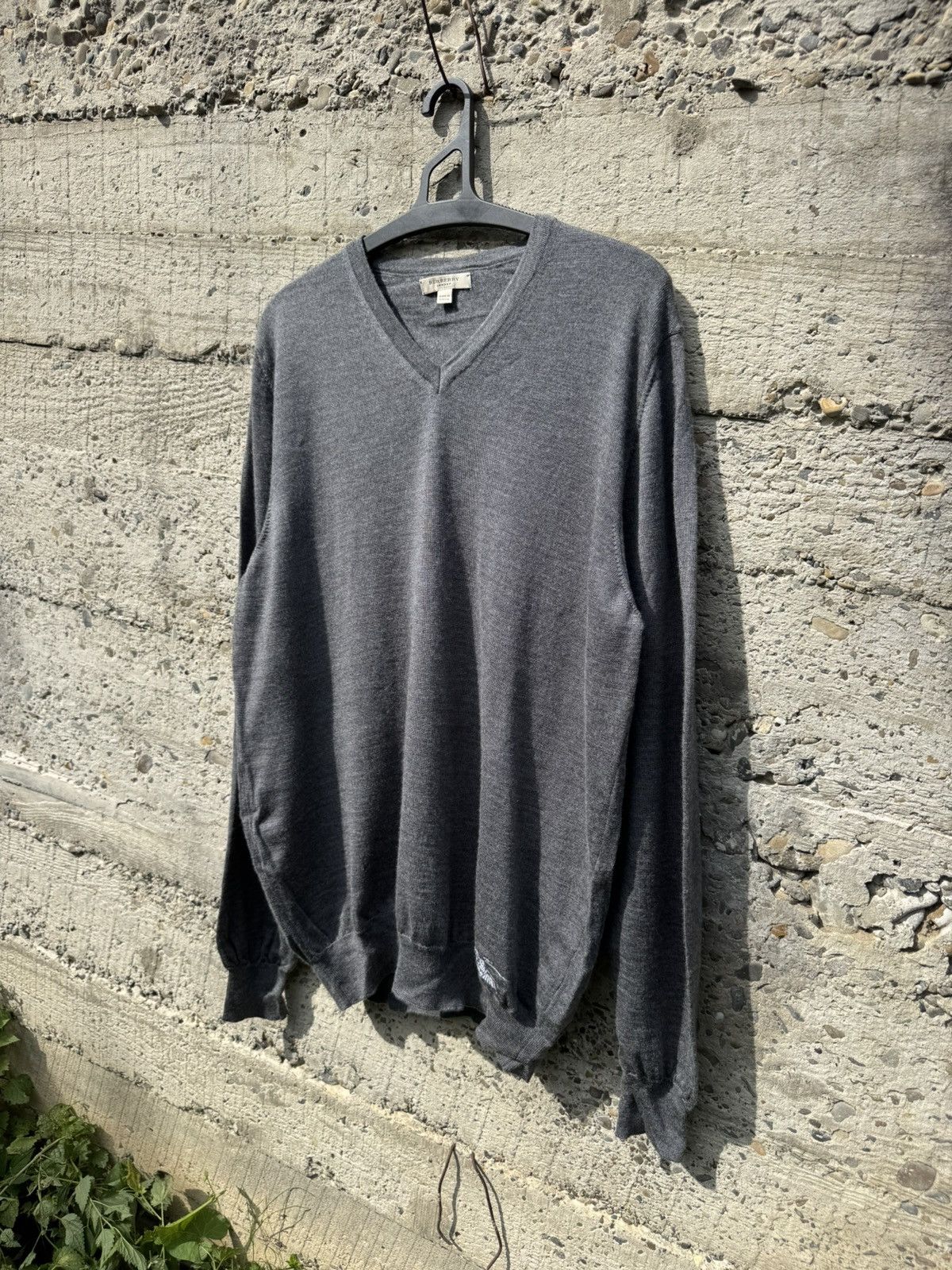 Burberry Vintage Burberry V-Neck Wool Sweater Size US XL / EU 56 / 4 - 2 Thumbnail