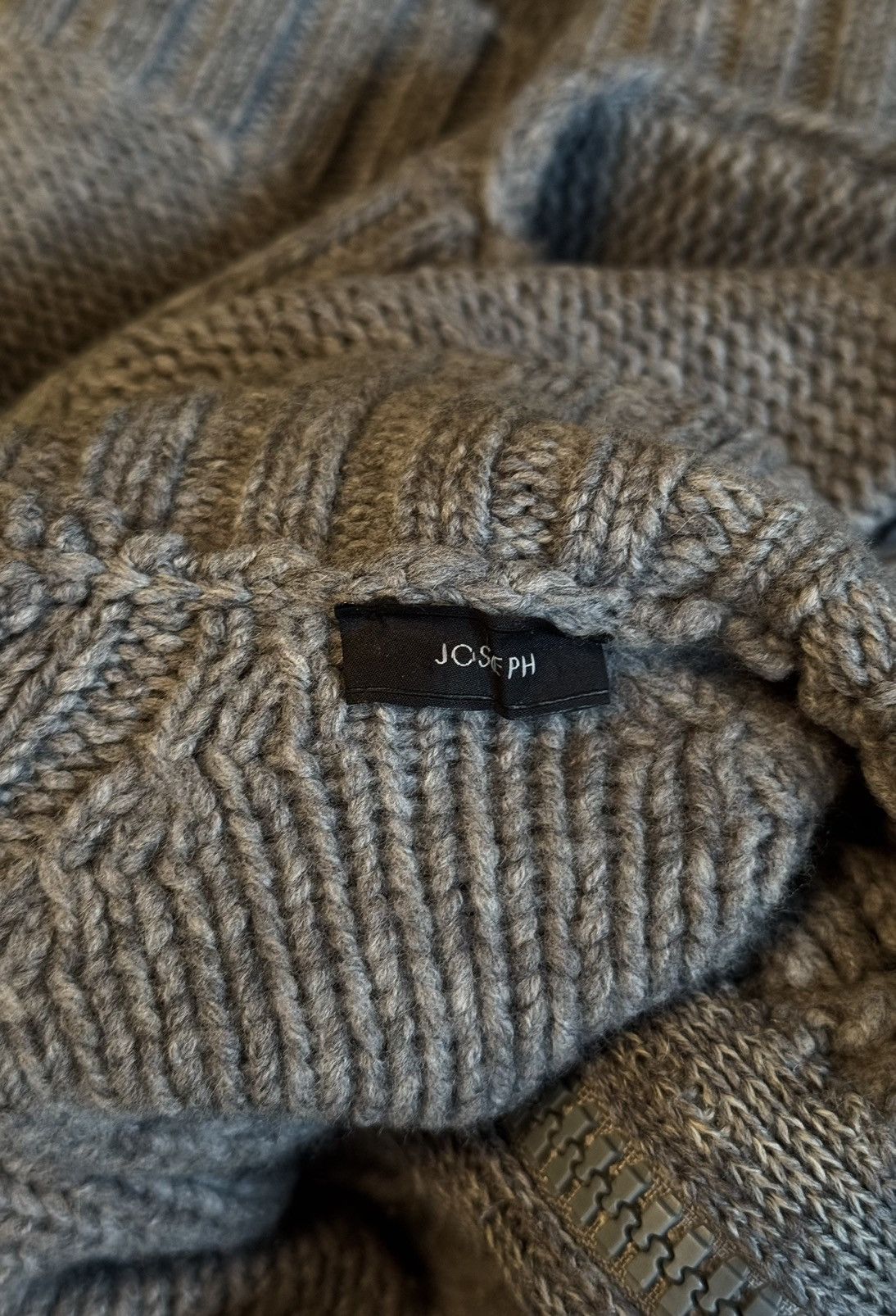 Joseph Joseph relaxed fit 100% wool assymetric sweater Size L / US 10 / IT 46 - 10 Thumbnail