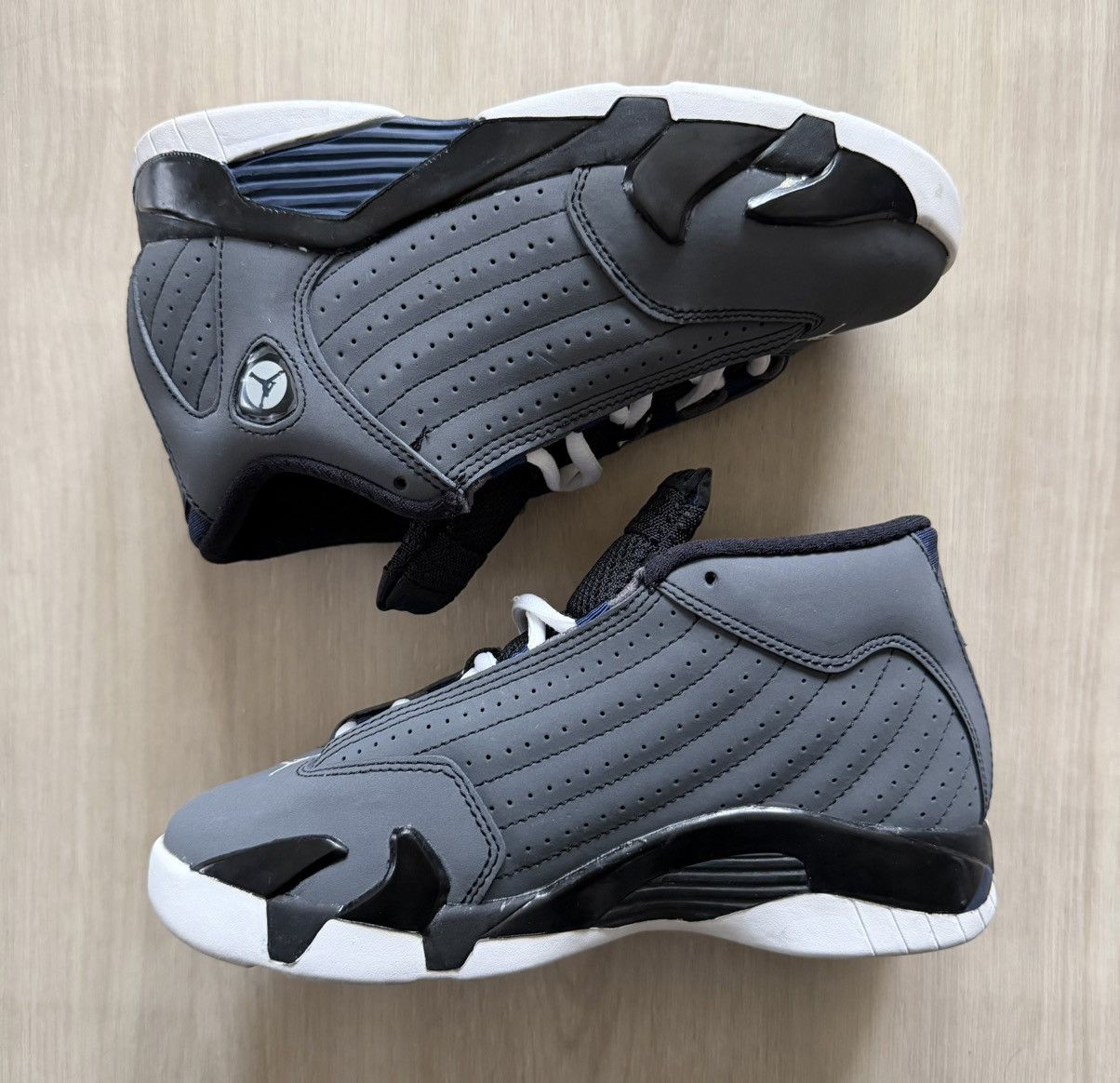 Jordan Brand 2011 Nike Air Jordan 14 Retro Midnight 312091-011 sz 2y Size US 4.5 / IT 34.5 - 4 Thumbnail