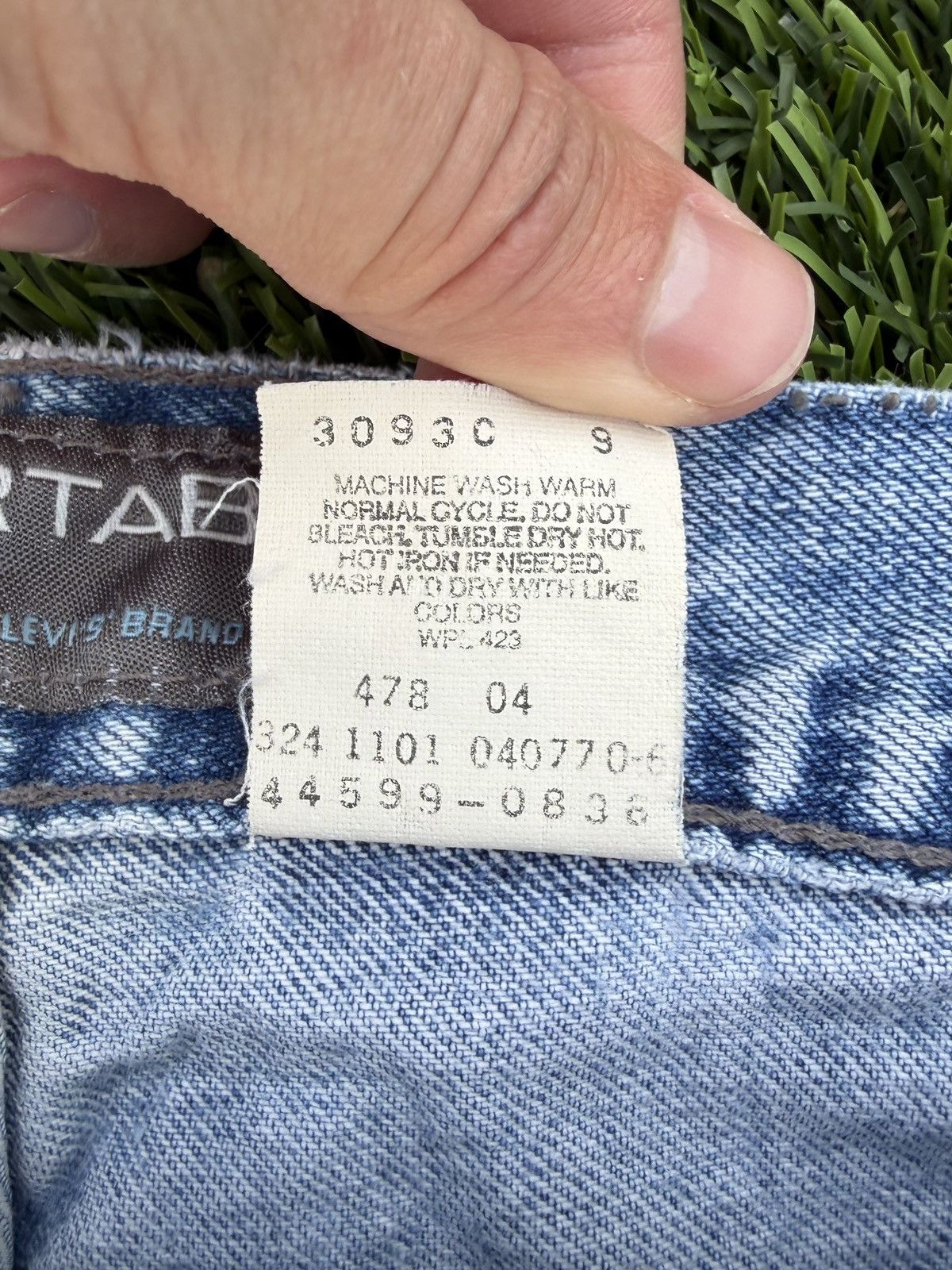 Levi's Vintage y2k paper tag baggy Silvertab Levi's jeans size 36 Size US 36 / EU 52 - 4 Thumbnail