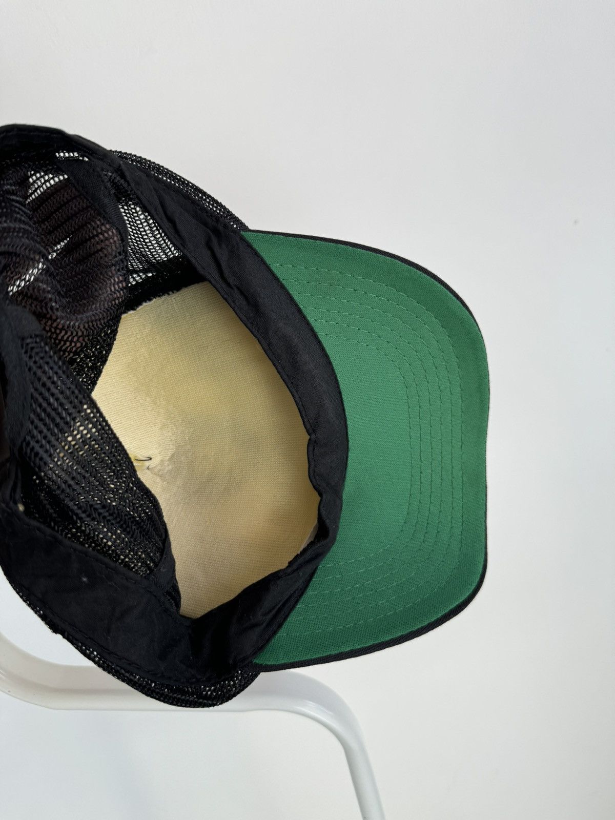 Vintage Vintage Raiders NFL Official License Product Trucker Cap Size ONE SIZE - 4 Thumbnail