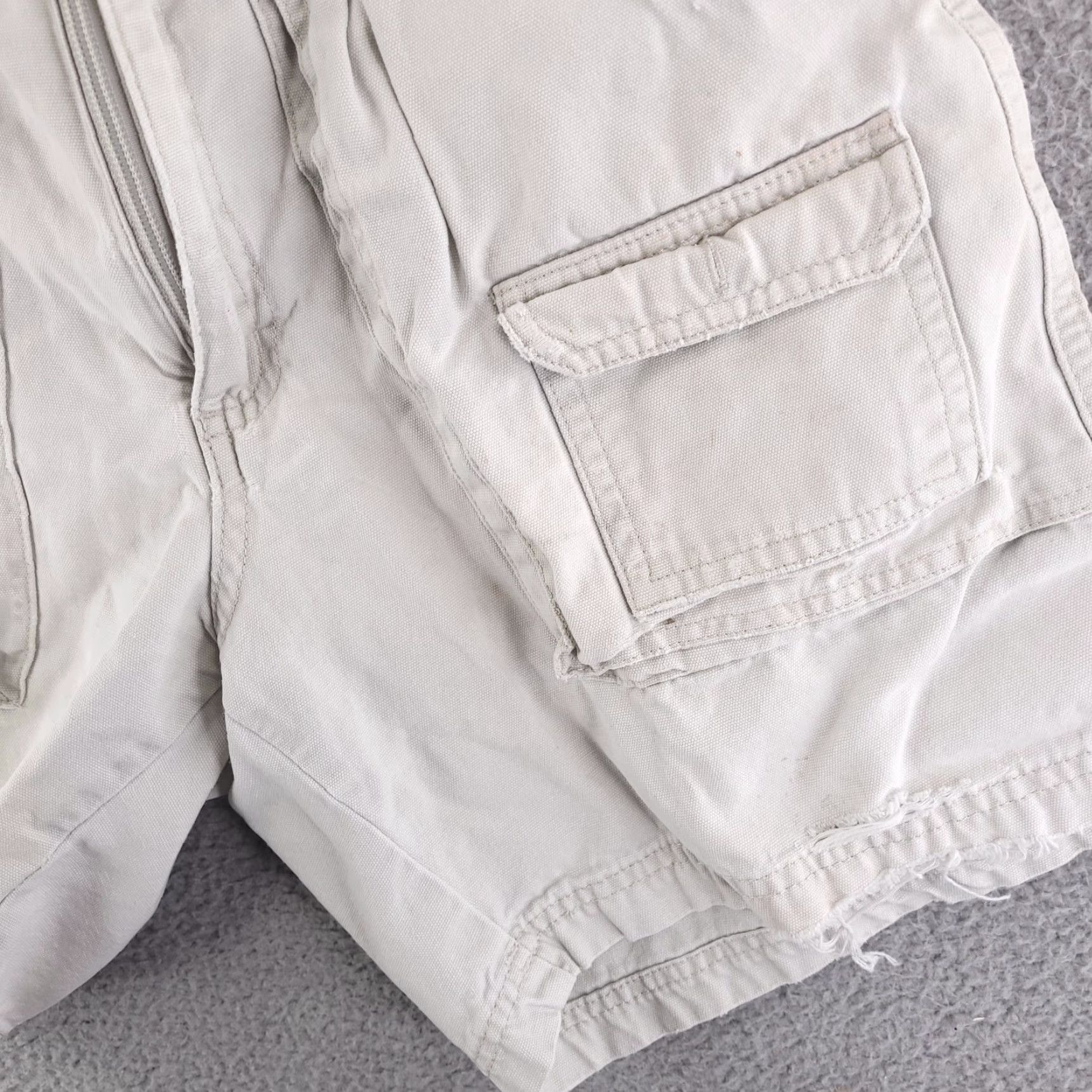 Vintage RedHead Mens 32 Tan Canvas Distressed Cargo Shorts Above Knee Fishing Cotton Brown Distress Size US 32 / EU 48 - 2 Thumbnail