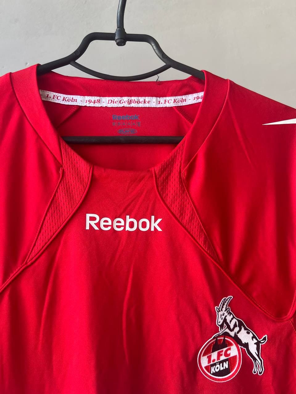 Reebok 2010/12 FC KÖLN HOME SOCCER JERSEY FOOTBALL SHIRT REEBOK XL Size US XL / EU 56 / 4 - 4 Thumbnail