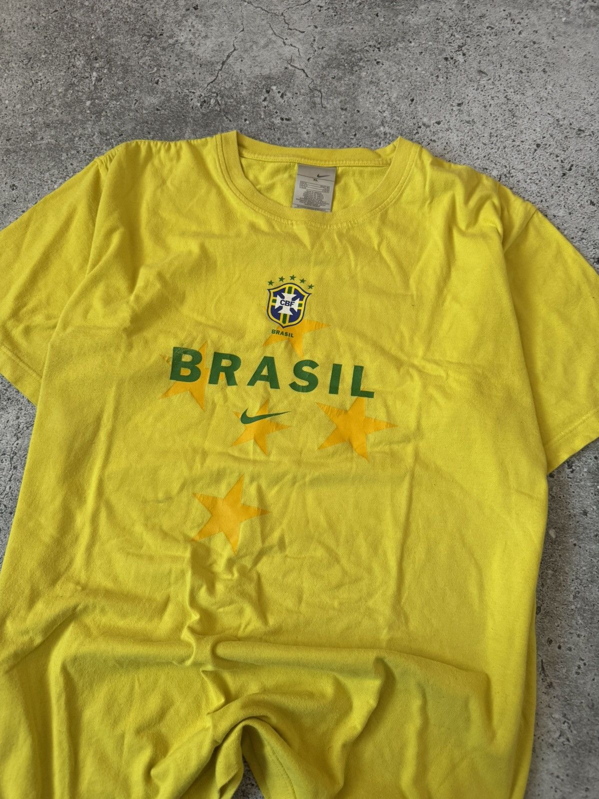 Nike Nike Brazil T-shirt Jersey Soccer Size US XL / EU 56 / 4 - 2 Thumbnail