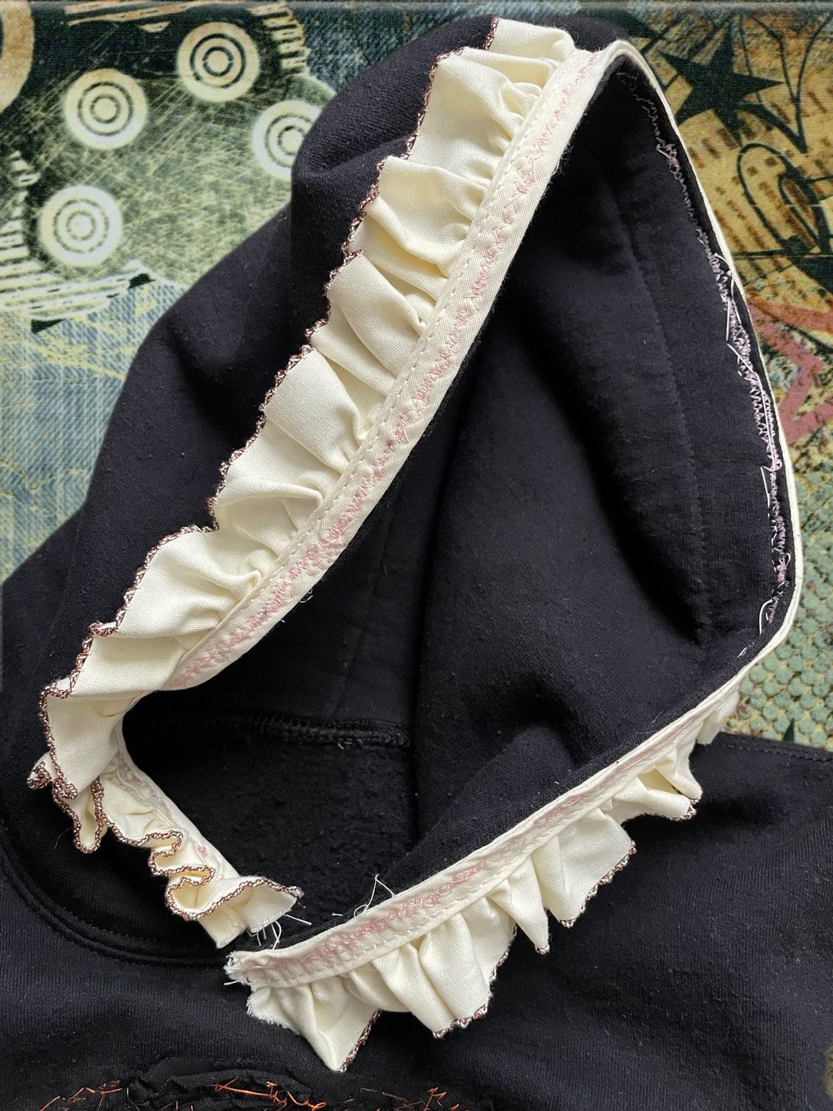 Handmade Custom Embroidered Girl Hoodie Size US XL / EU 56 / 4 - 2 Thumbnail
