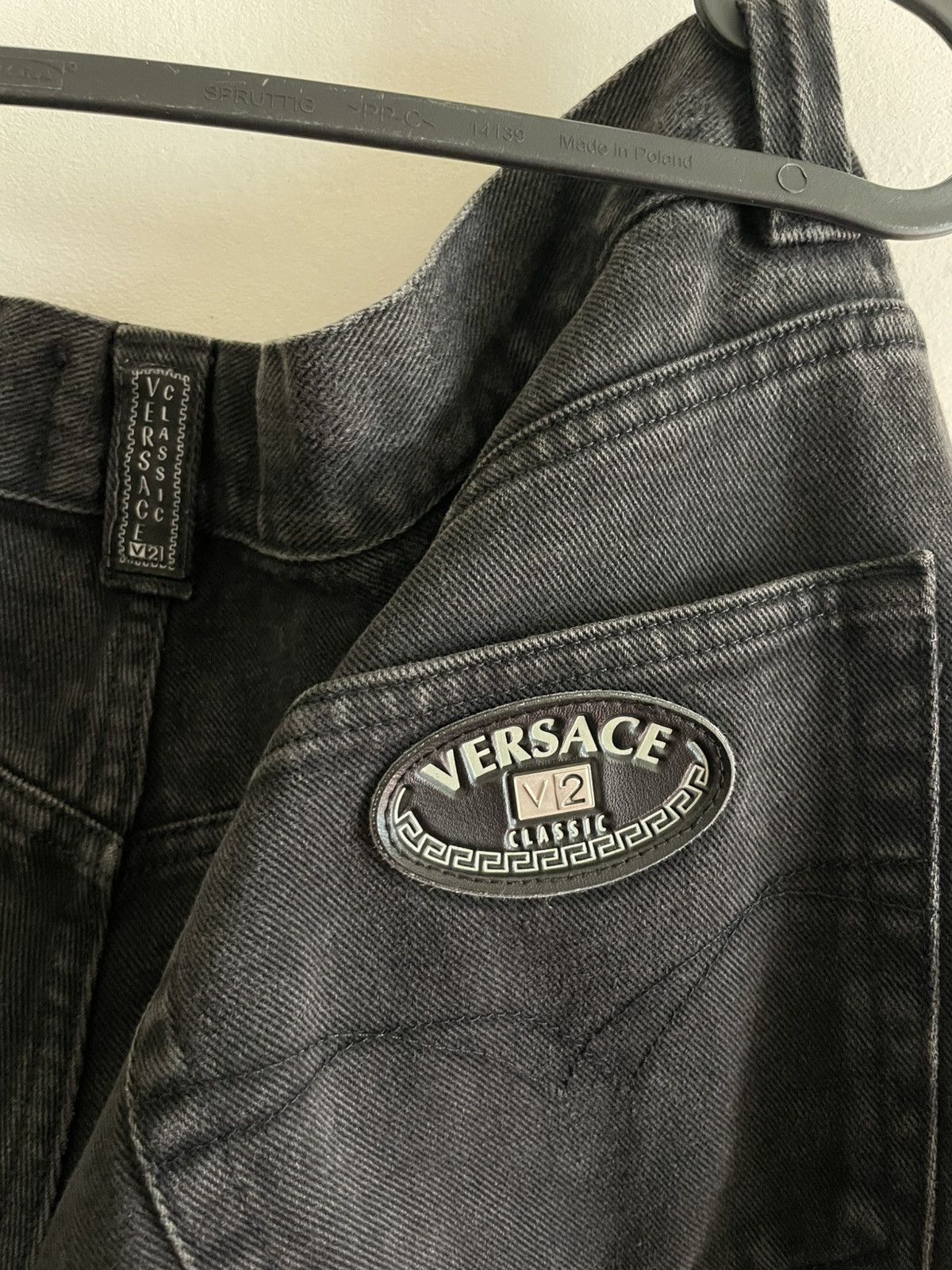 Versace × Versace Jeans Couture × Vintage Vintage 90s Versace Classic V2 Logo Jeans Pants Size US 40 / EU 56 - 8 Thumbnail
