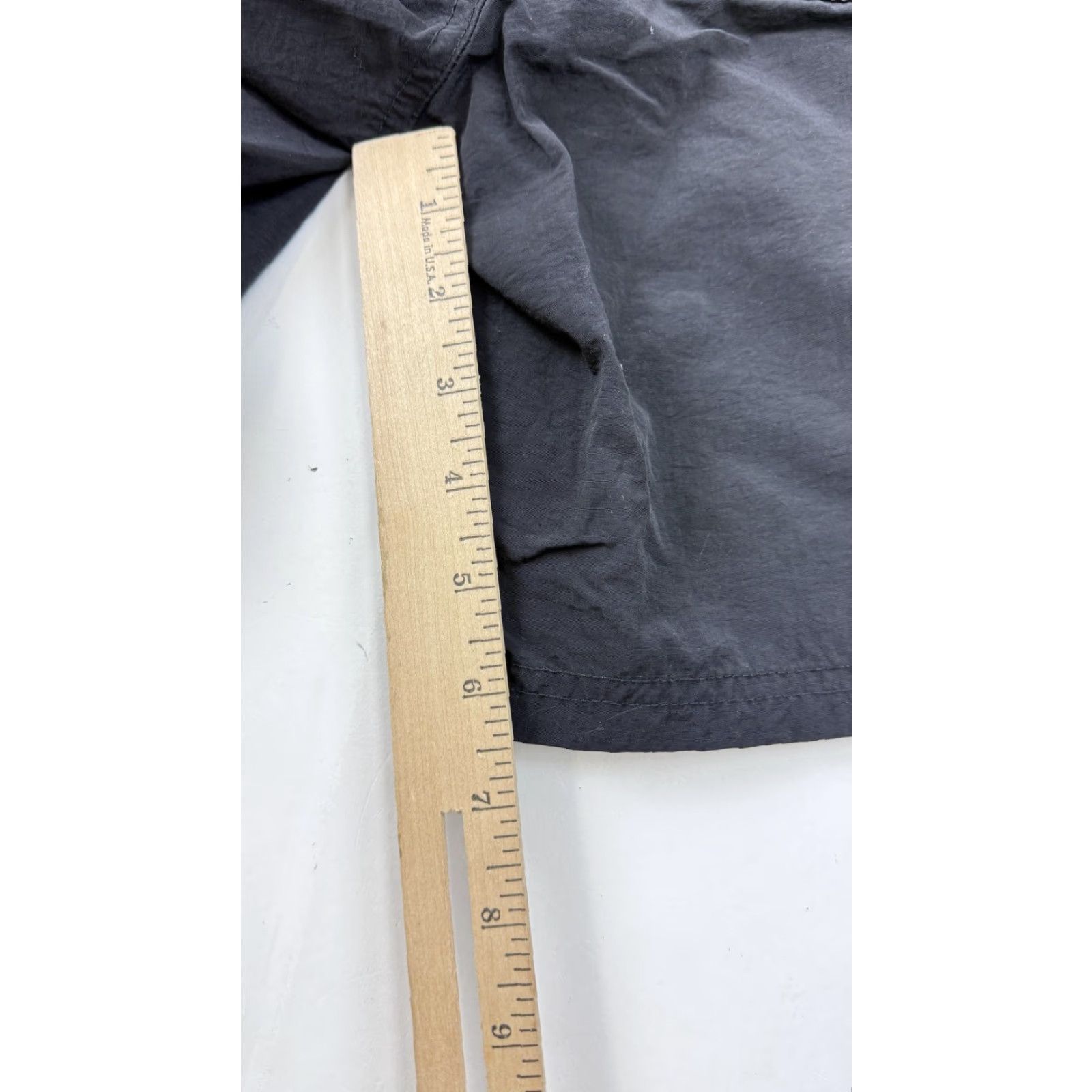 Vintage BP Shorts Mens Small Black Nylon Elastic Waist Drawstring Casual Pockets Bermuda Shorts Mens Black Nylon Casual Pockets Knit? Size US 29 - 5 Thumbnail