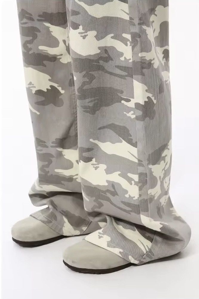 Jean × Vintage Unisex Wide Leg Camouflage Jean Size US 28 / EU 44 - 5 Thumbnail