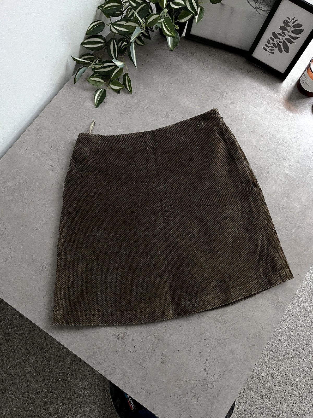 Burberry × Vintage VINTAGE THOMAS BURBERRY VELVET SKIRT SZ 42 Size 28" / US 6 / IT 42 - 1 Thumbnail