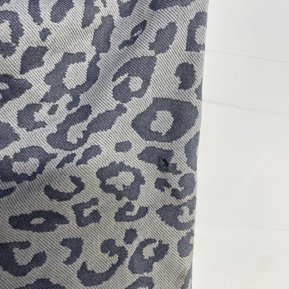 Other Cheetah Print Grey Compression Bike Shorts Small Size 28" / US 6 / IT 42 - 3 Thumbnail