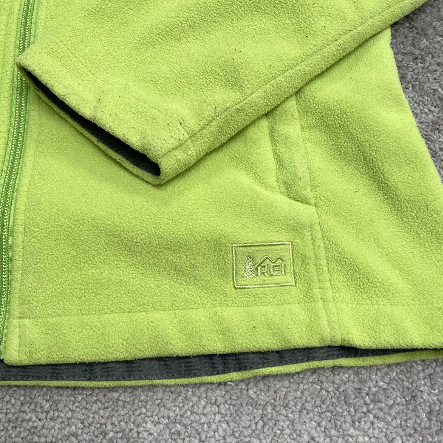 Vintage REI Fleece Jacket Women L Apple Green Full Zip Pockets Outdoor Hiking Casual Size L / US 10 / IT 46 - 6 Thumbnail